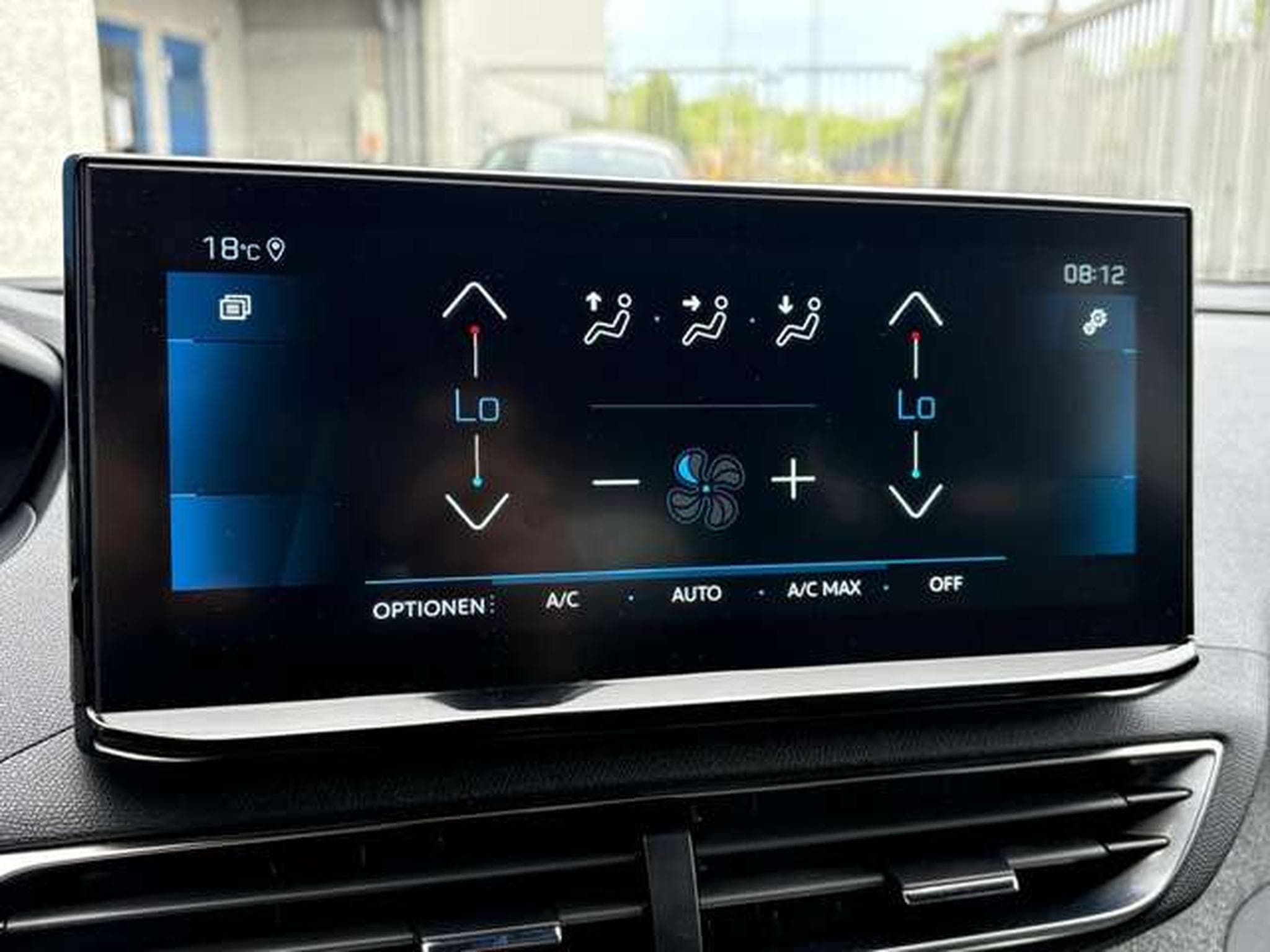 Peugeot 5008 5008 BlueHDi 130 EAT8 Allure Pack (2023) - Photo 10