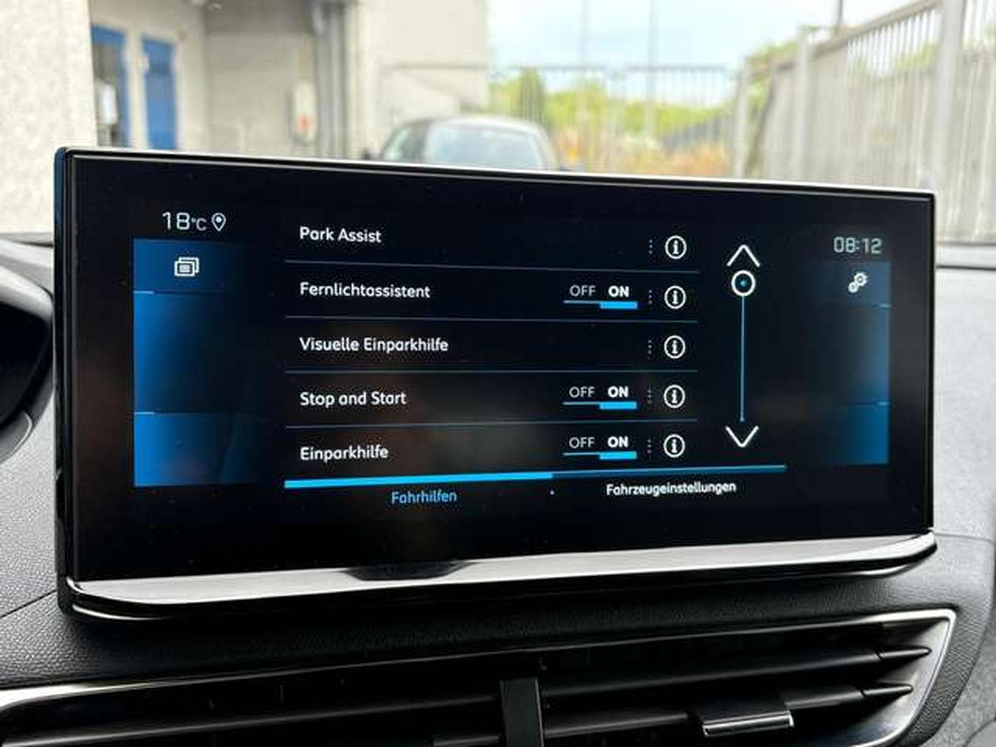 Peugeot 5008 5008 BlueHDi 130 EAT8 Allure Pack (2023) - Photo 9