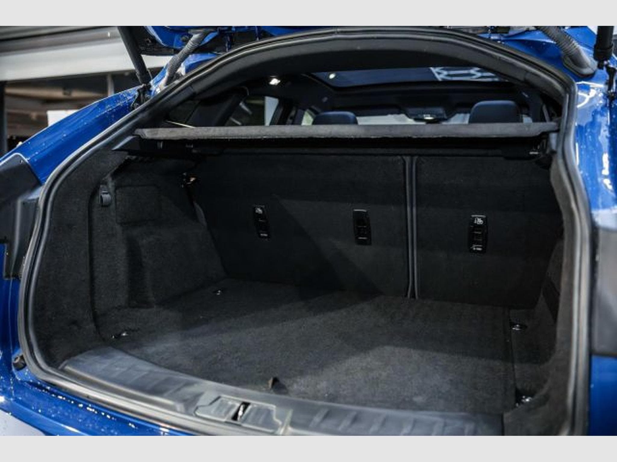 Jaguar E-Pace E-Pace 2.0 D R-Dynamic SE AWD NAVI LED PFK PANO (2019) - Photo 15