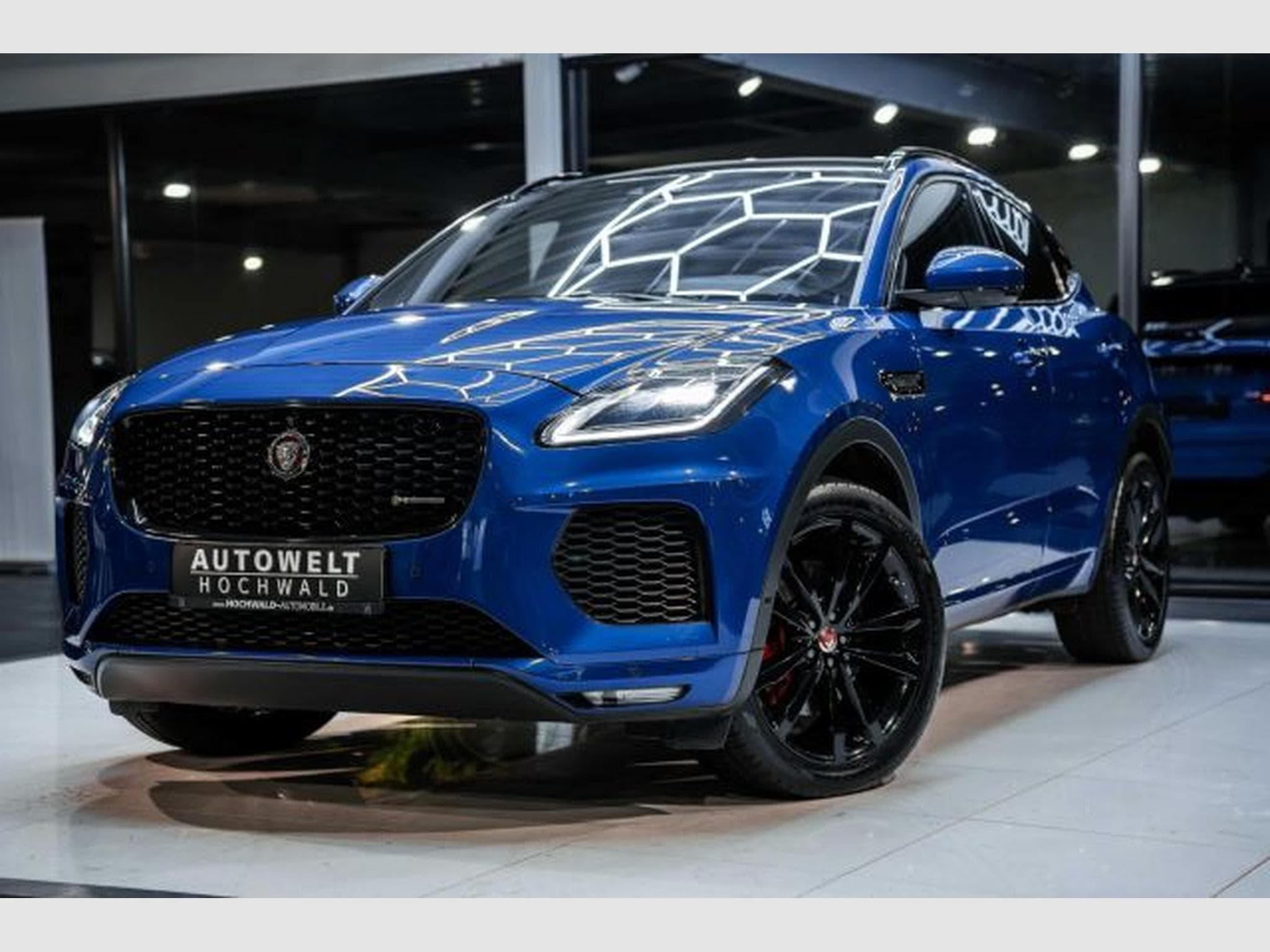 Jaguar E-Pace E-Pace 2.0 D R-Dynamic SE AWD NAVI LED PFK PANO (2019) - Photo 2