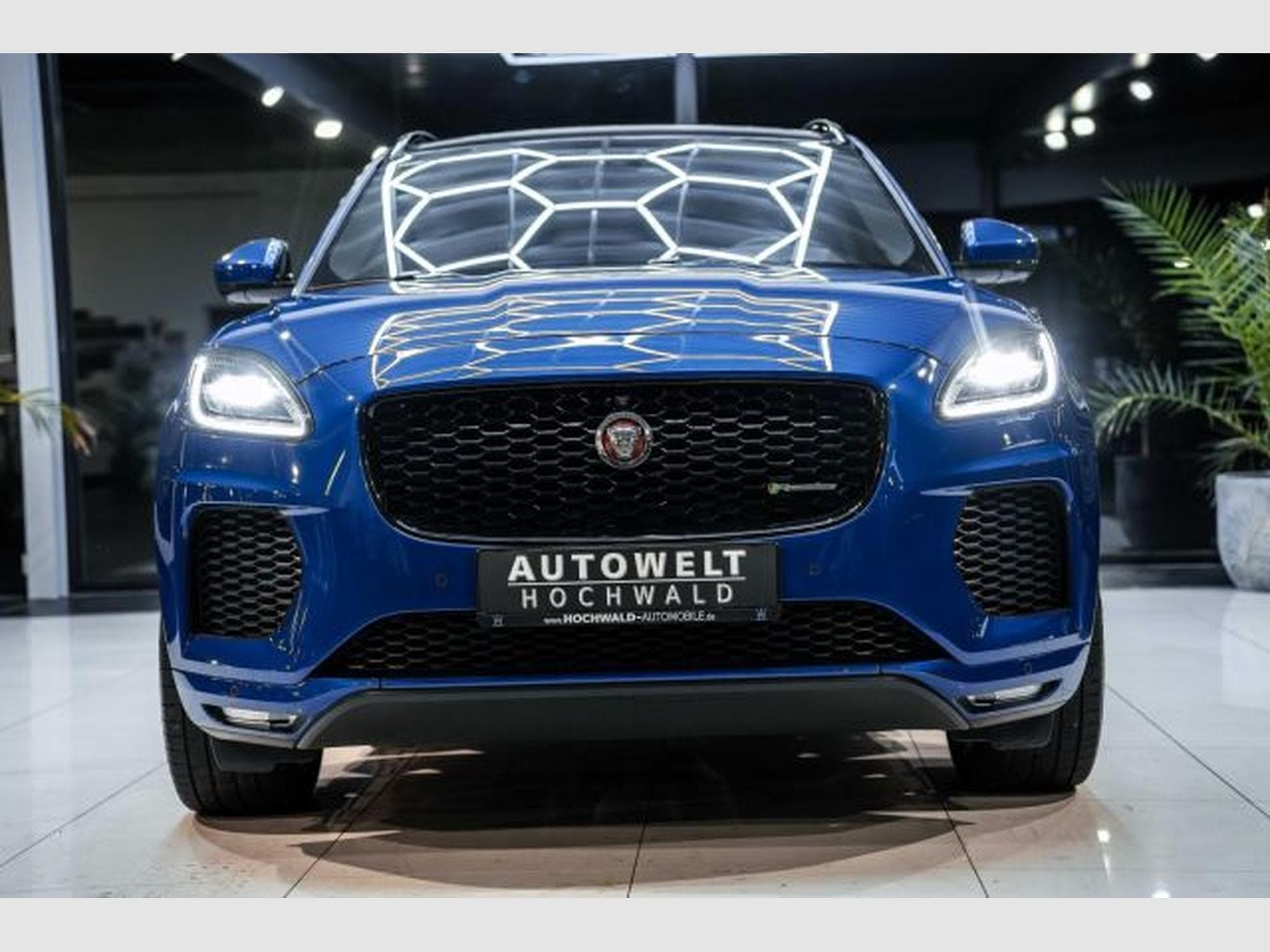 Jaguar E-Pace E-Pace 2.0 D R-Dynamic SE AWD NAVI LED PFK PANO (2019) - Photo 5