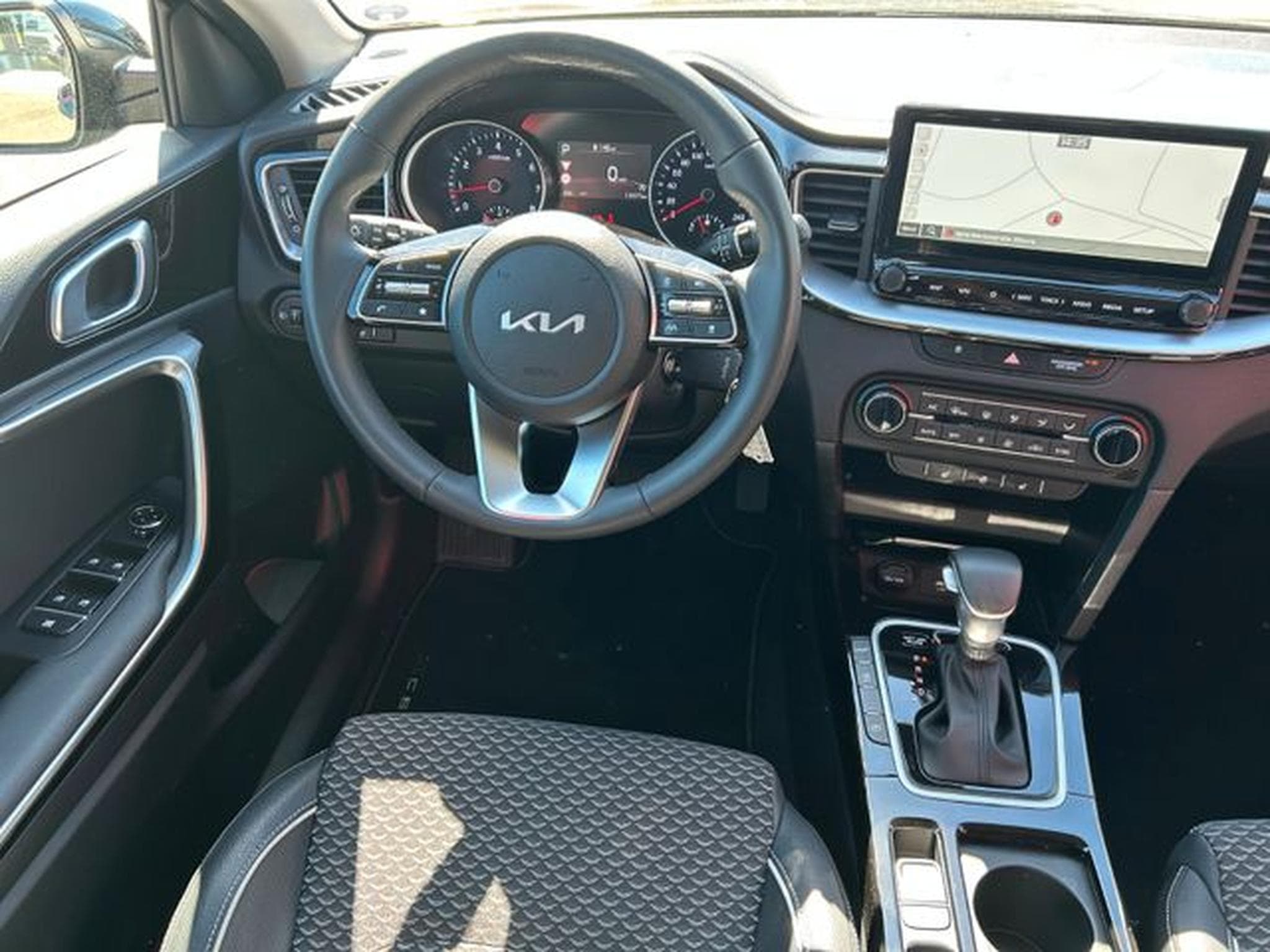 Kia XCeed XCeed 1,5T DCT Vision Komfort Navi LED Kamera (2025) - Photo 13