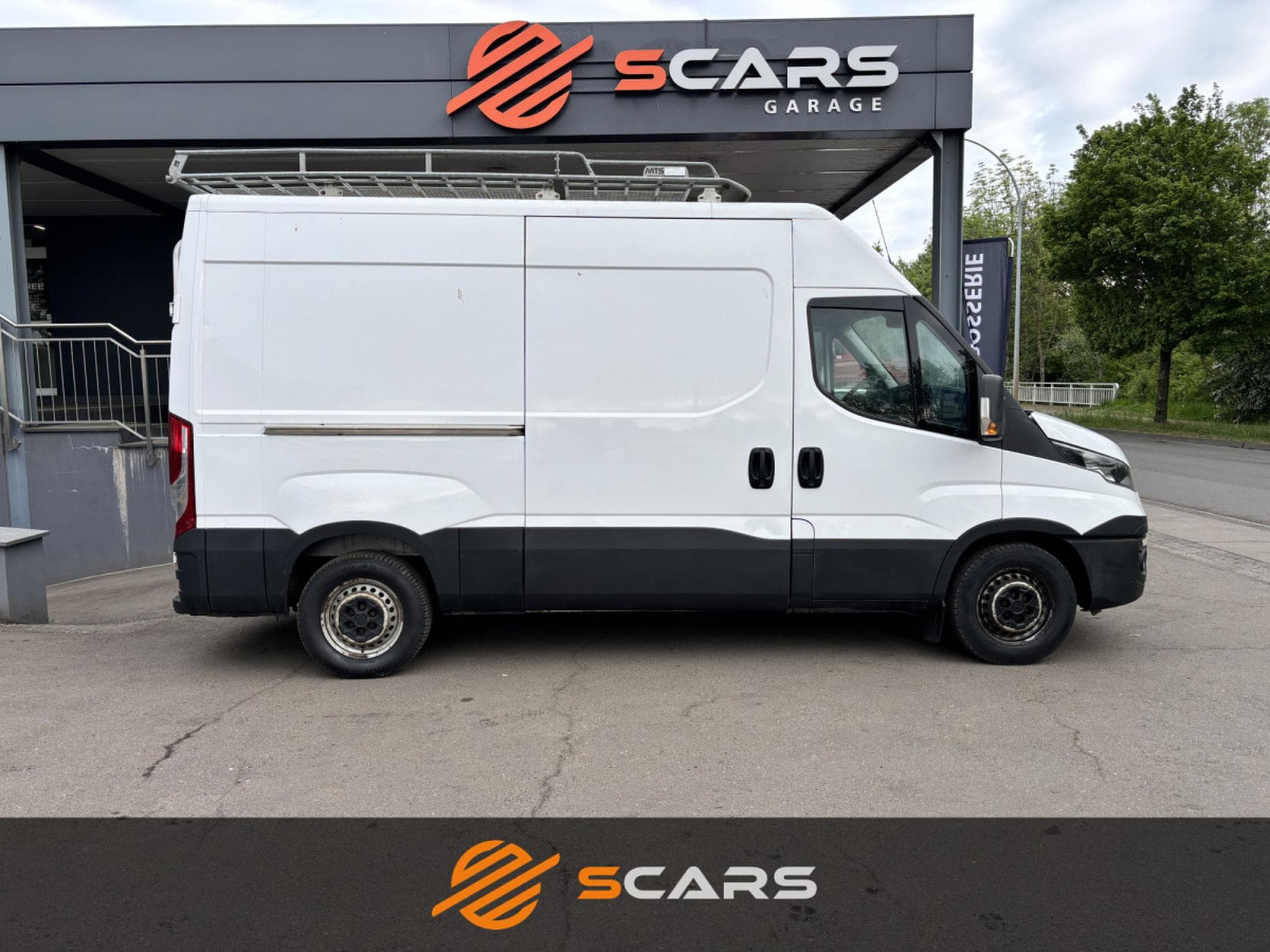 Iveco Daily 35S15 145cv L2H2   Attelage 3.5t (2015) - Photo 3