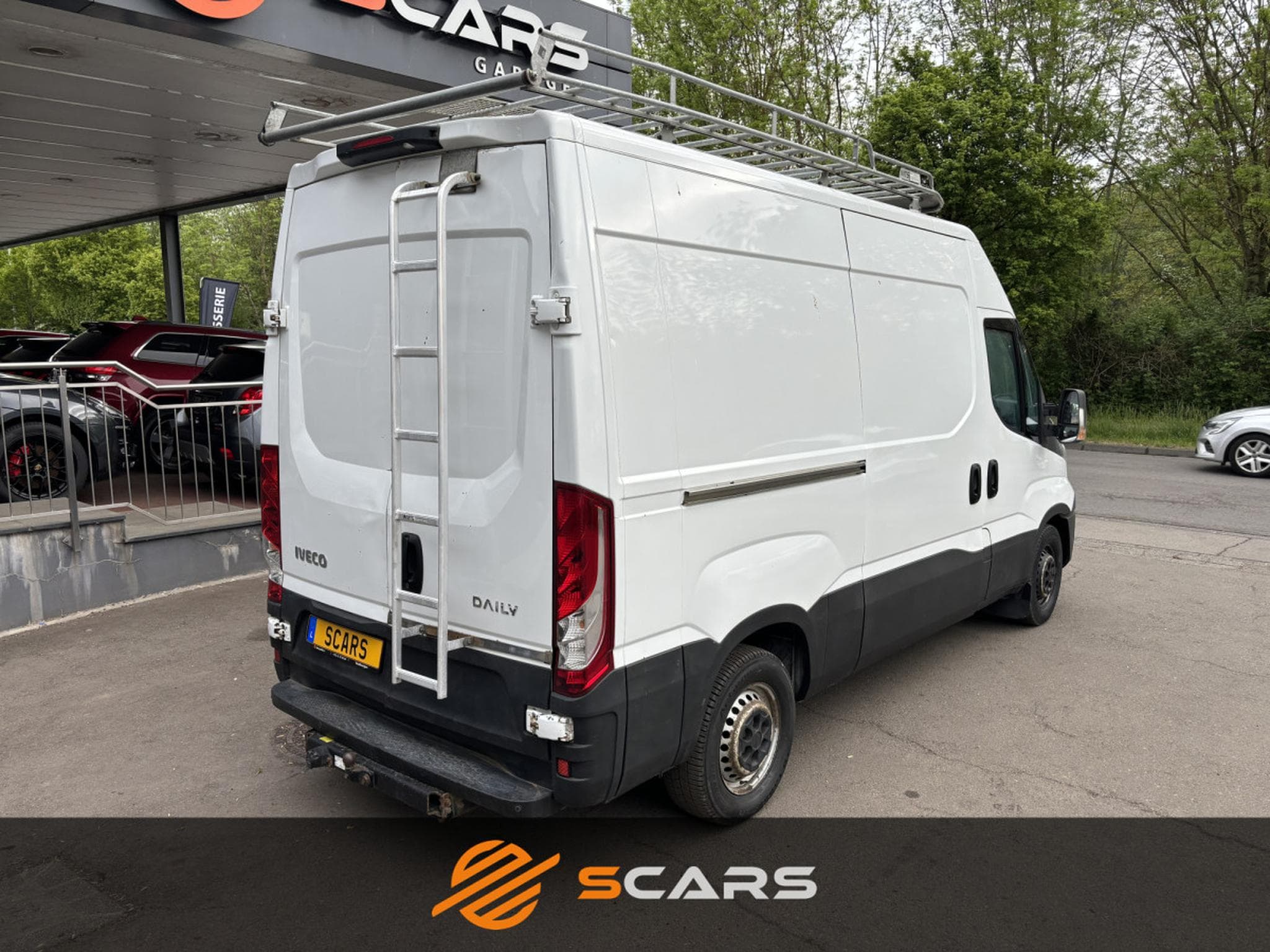 Iveco Daily 35S15 145cv L2H2   Attelage 3.5t (2015) - Photo 4