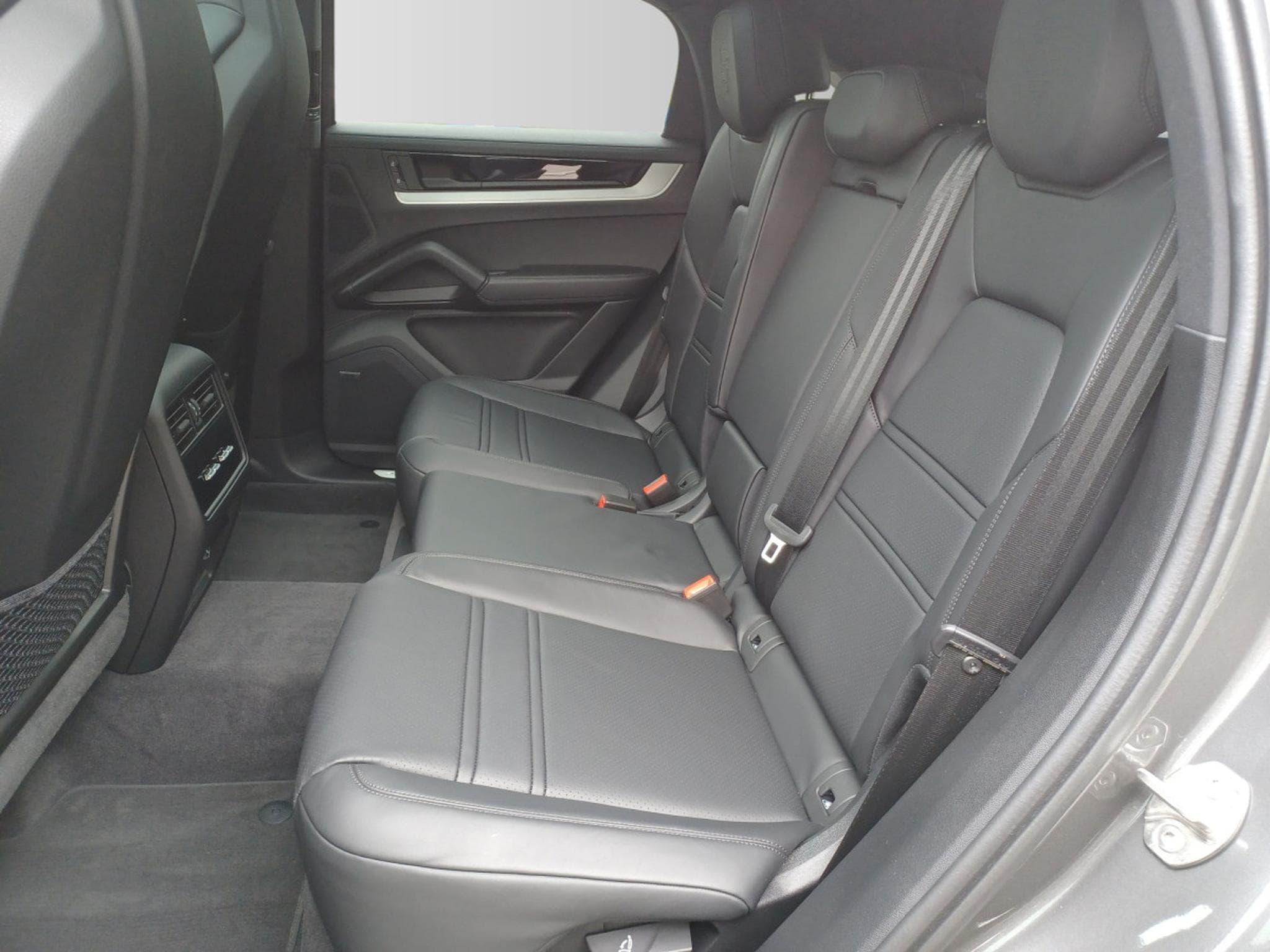Porsche Cayenne S E-Hybrid Coupé (2025) - Photo 12