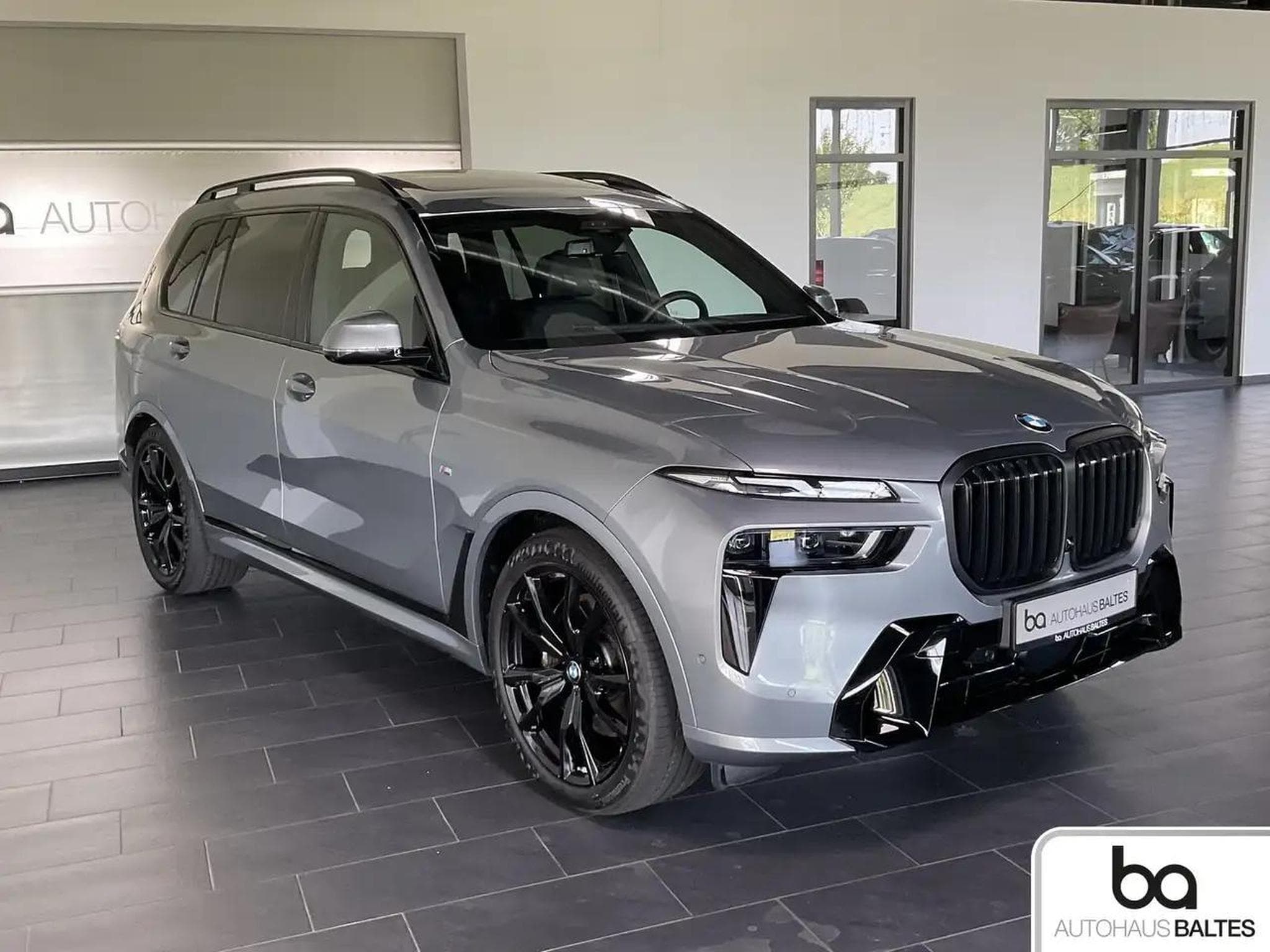 BMW X7 (2025) - Photo 5