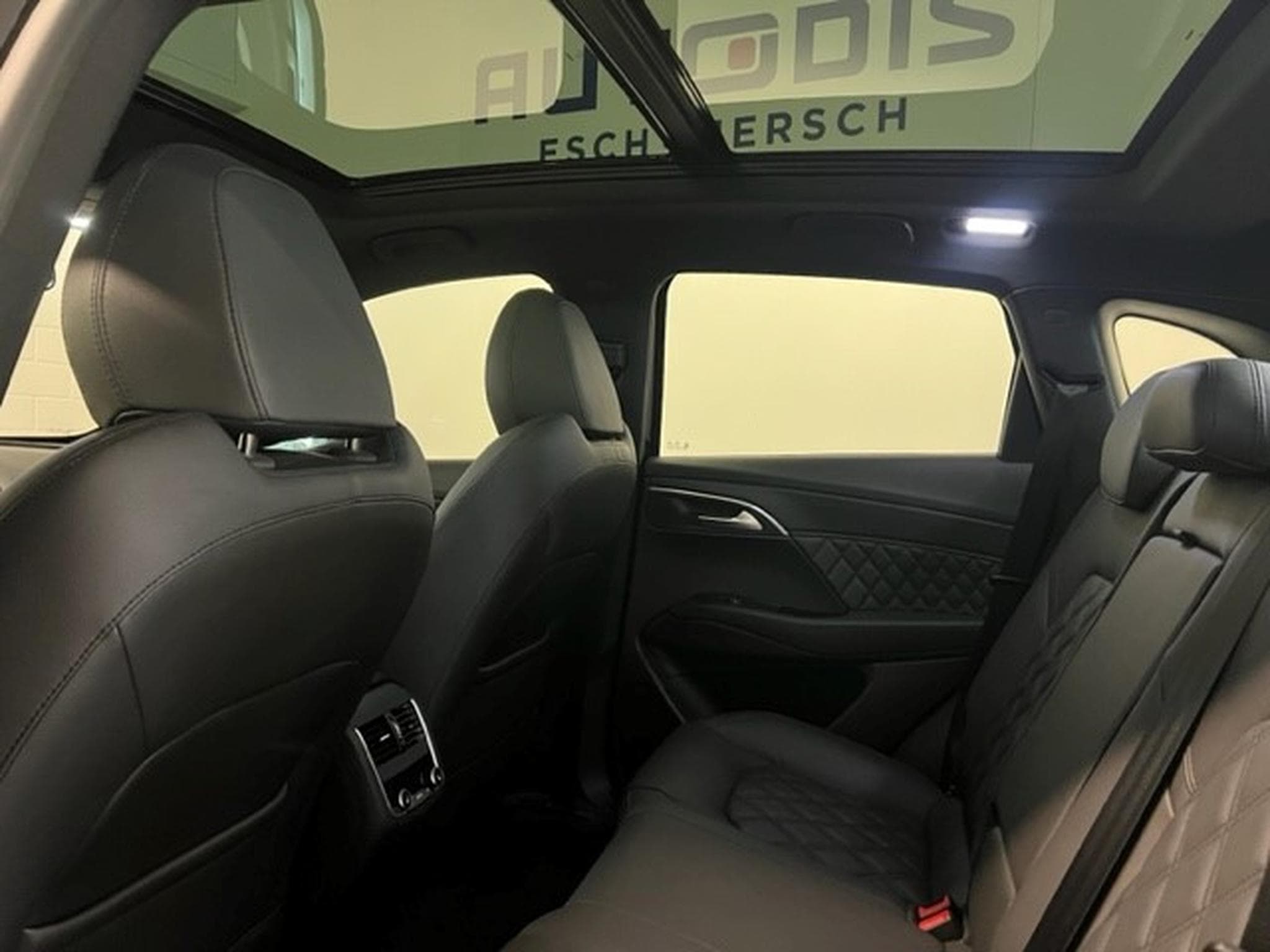 Borgward BX7 TS 2.0 T-GDI SPORT 4WD AUTO (2020) - Photo 5