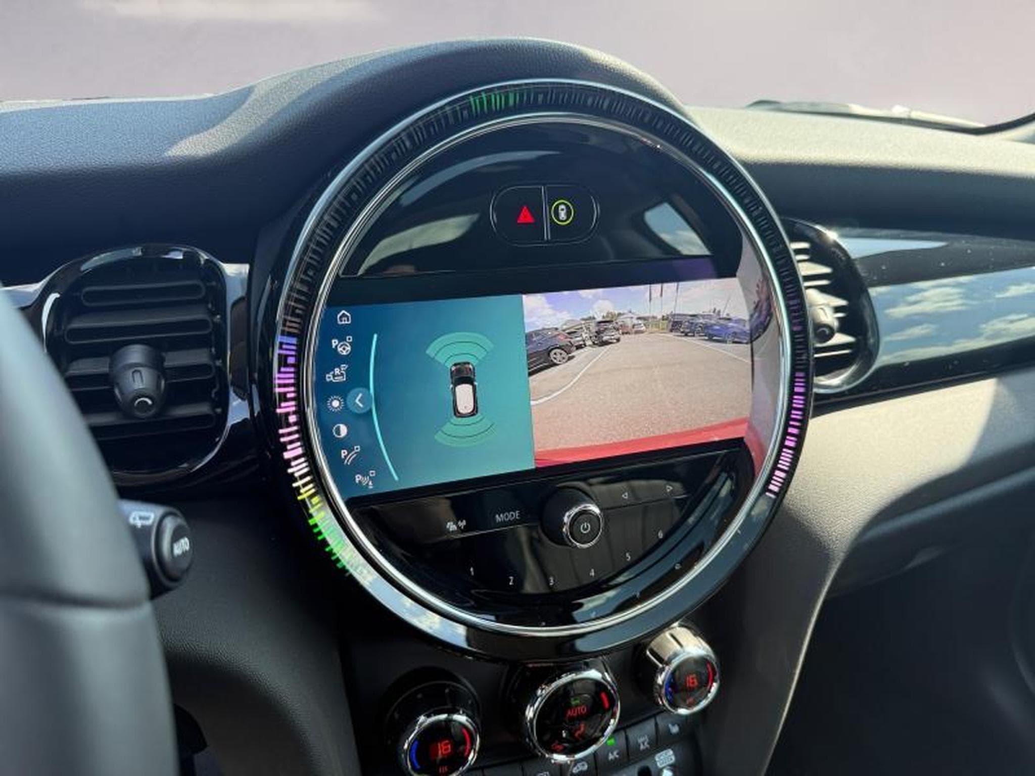 MINI Cooper Cooper S Hatch 3 portes (2023) - Photo 12