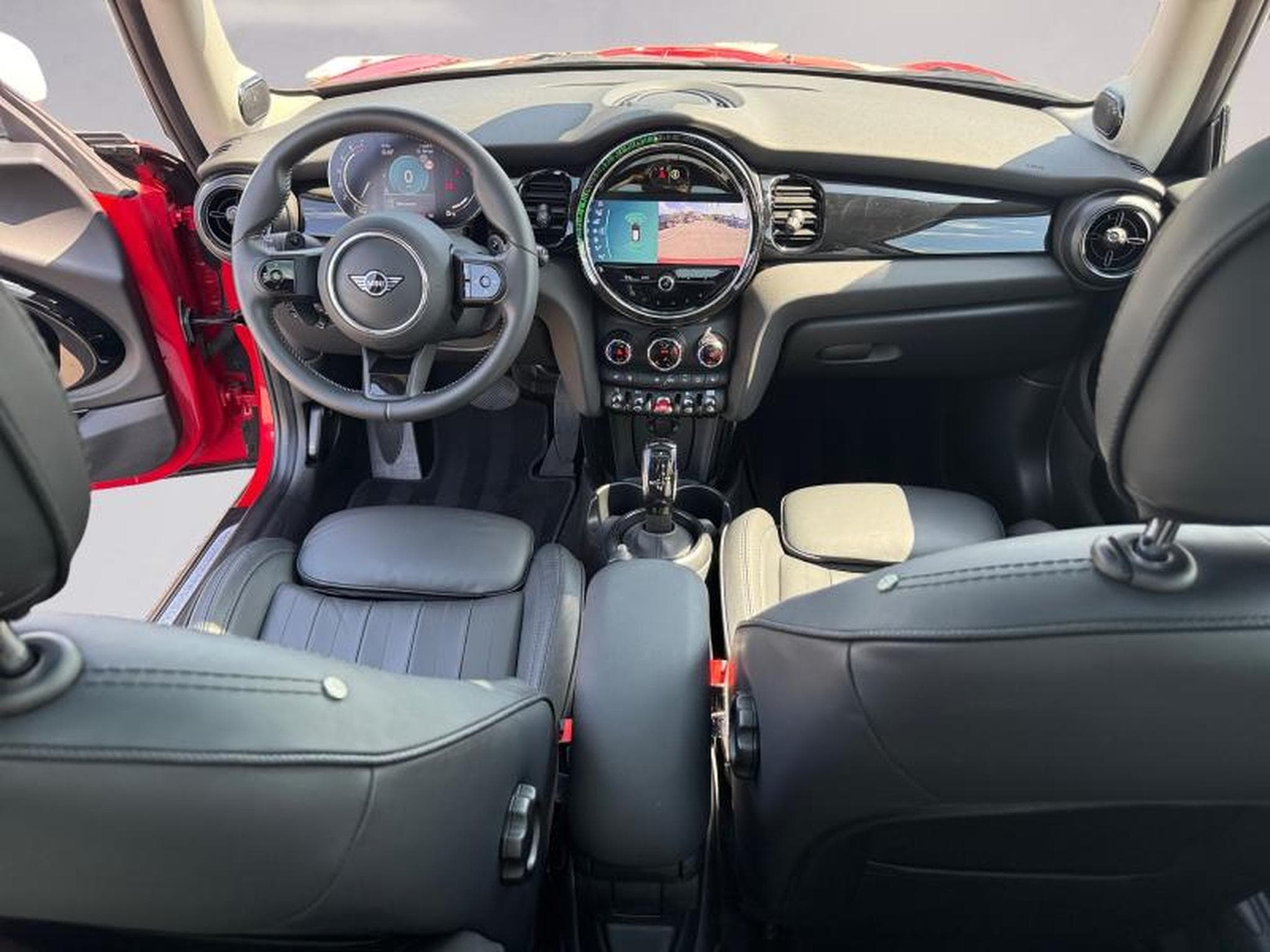 MINI Cooper Cooper S Hatch 3 portes (2023) - Photo 9