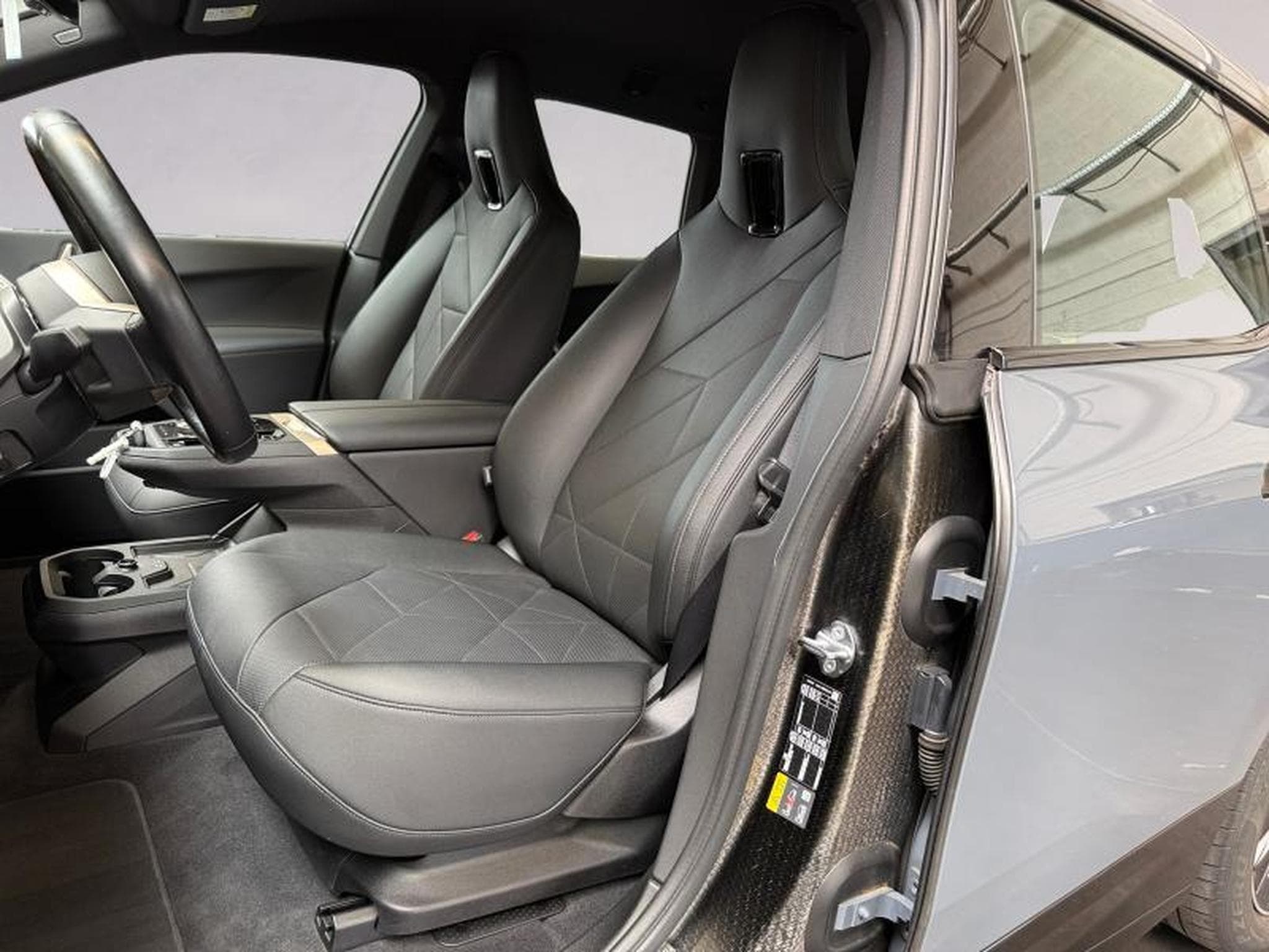 BMW iX iX xDrive40 (2022) - Photo 8