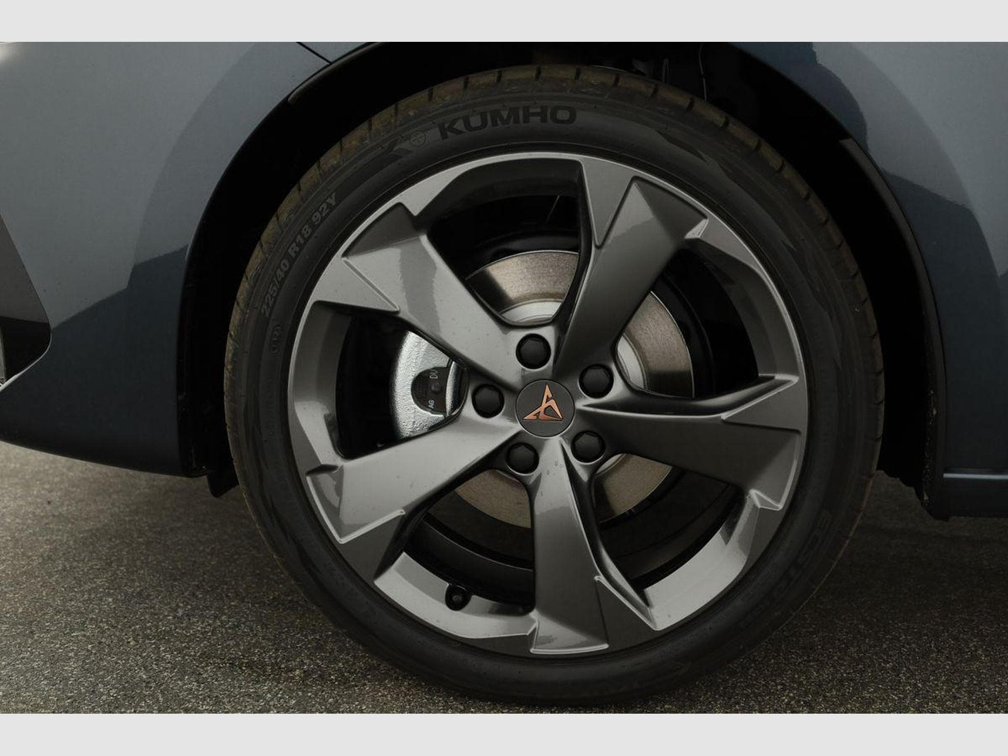 Cupra Leon 1.5 eTSI 110 kW (2026) - Photo 12