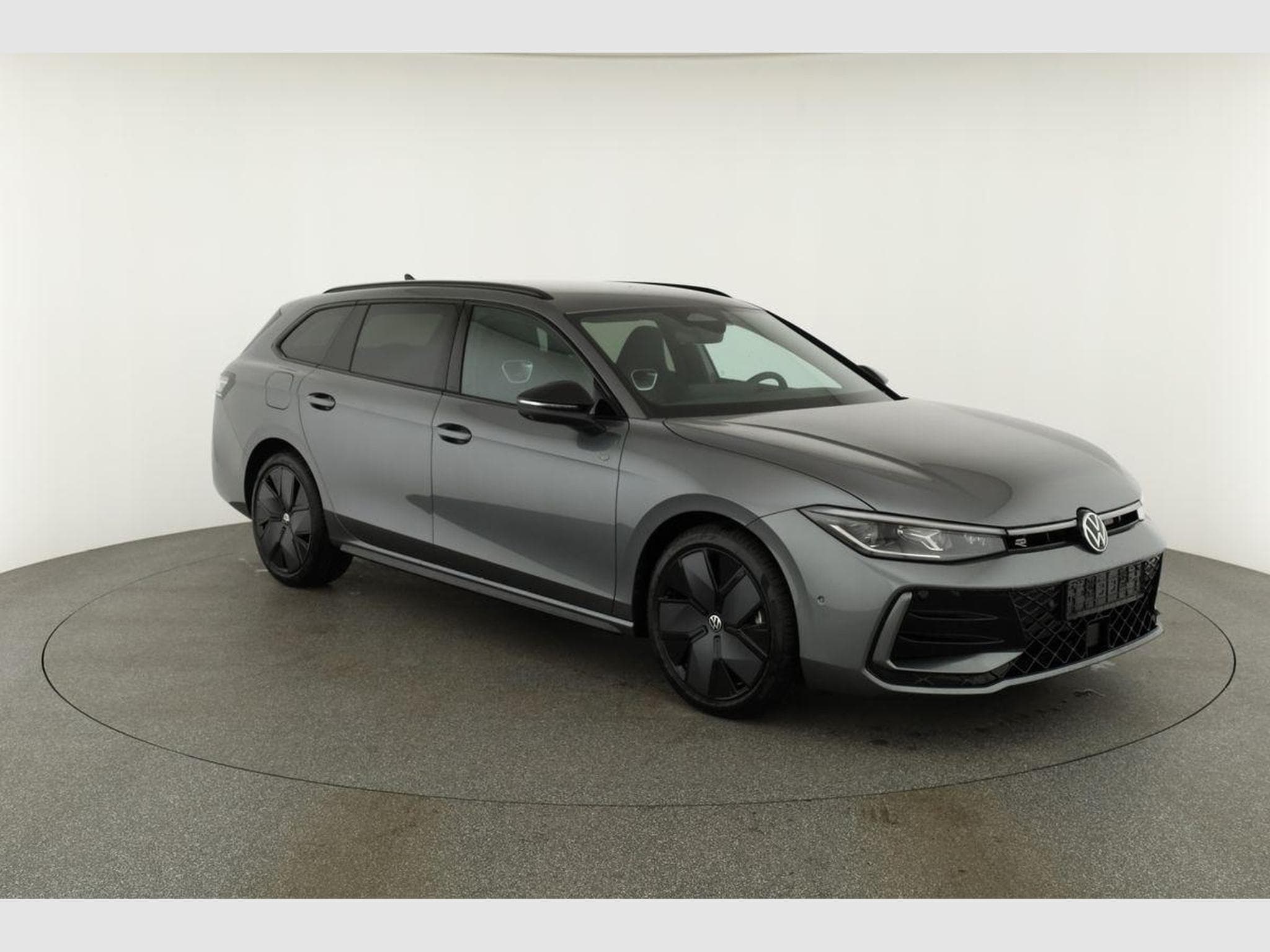 VW Passat Variant 2.0 TSI 195 kW 4Motion R-Line (2026) - Photo 25