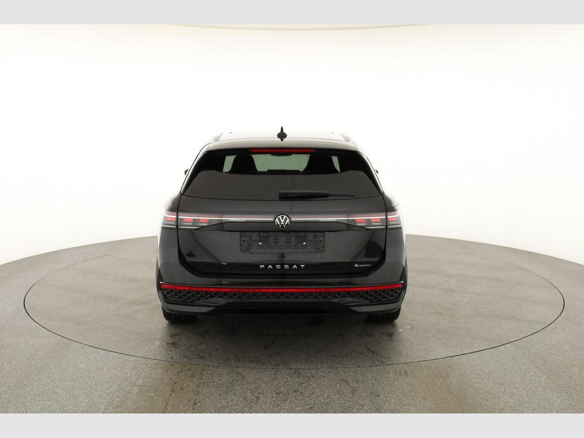VW Passat Variant 2.0 TDI 142 kW 4Motion R-Line (2026) - Photo 17
