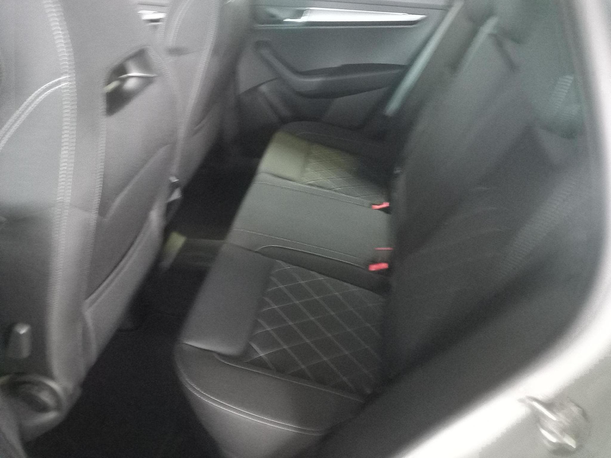 Skoda Karoq Sportline 1.5 TSI (2026) - Photo 5