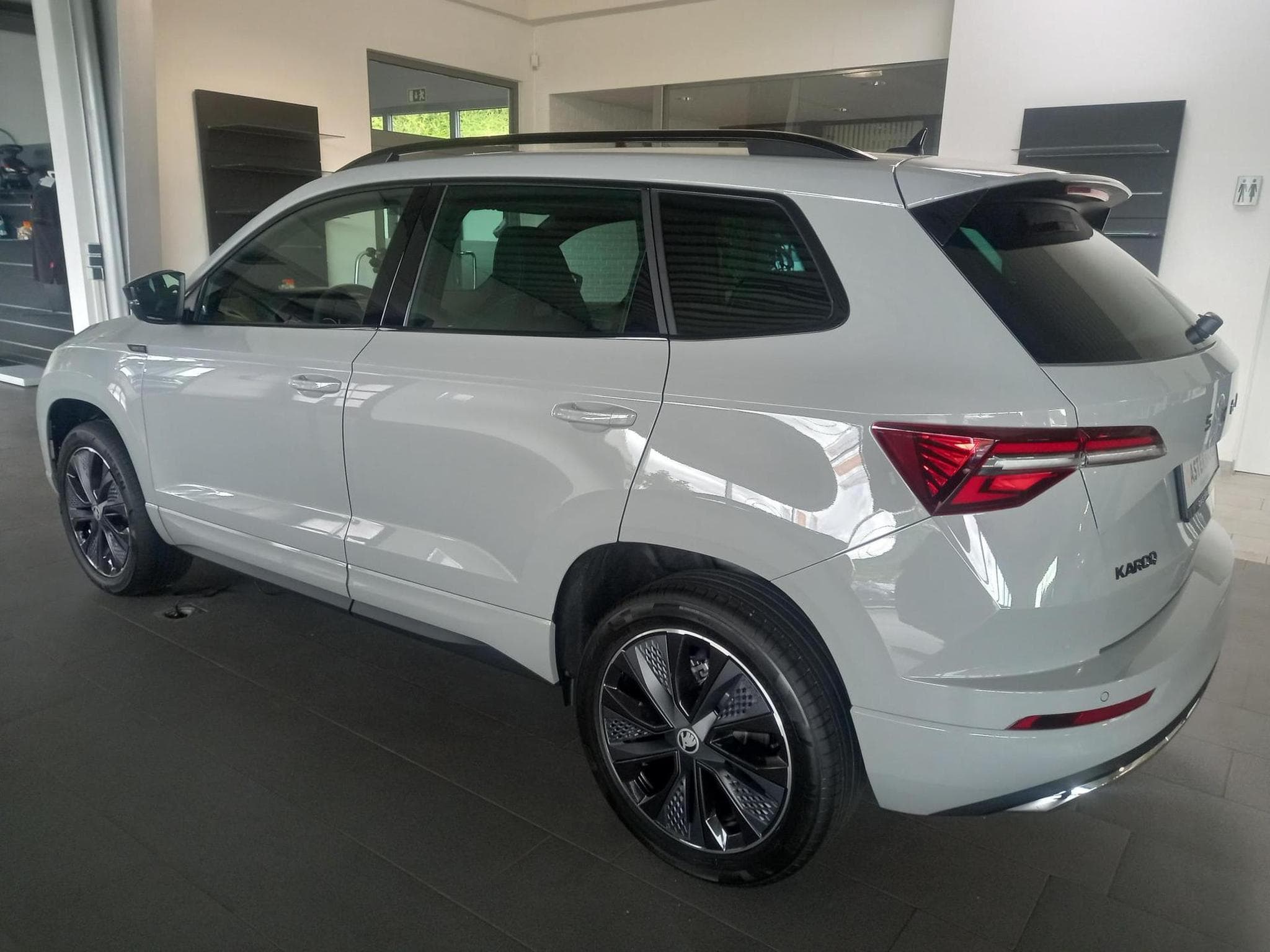 Skoda Karoq Sportline 1.5 TSI (2026) - Photo 6