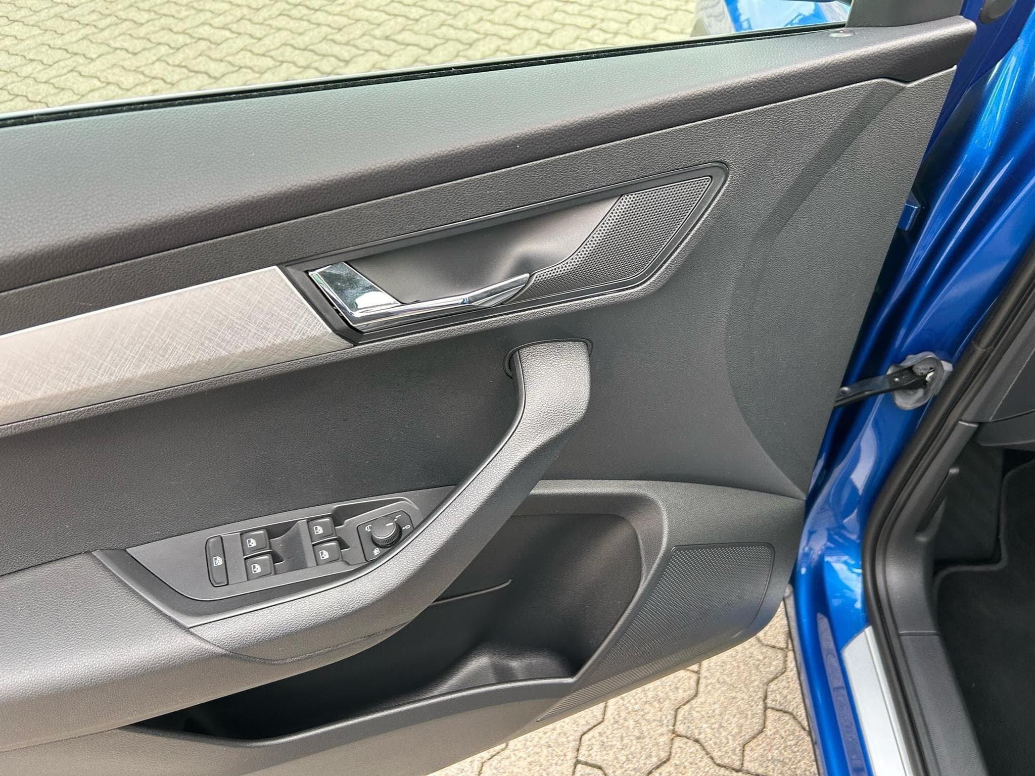 Skoda Karoq Selection (2025) - Photo 3