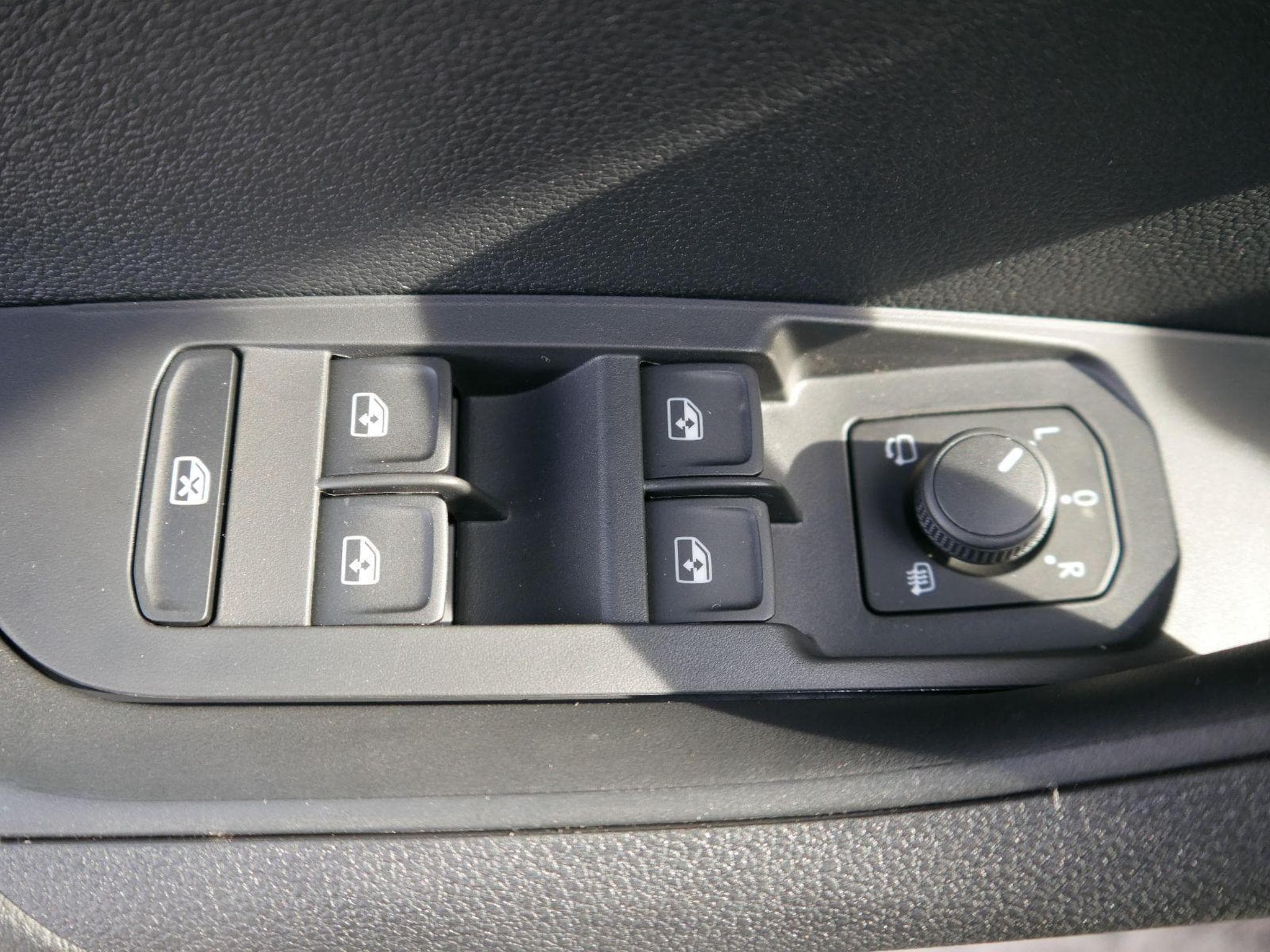 Skoda Karoq Sportline (2026) - Photo 9
