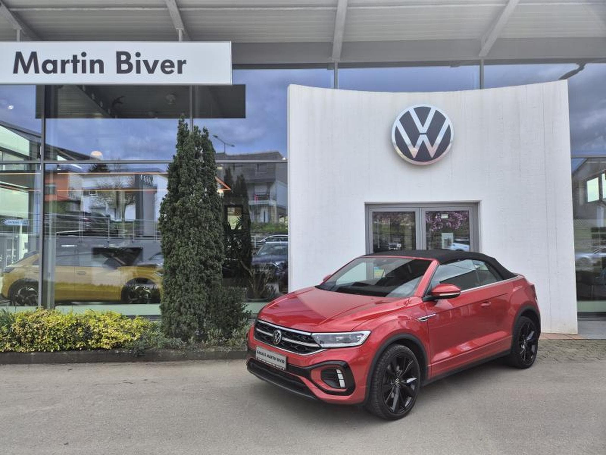 VW T-Roc R-Line (2022) - Photo 1