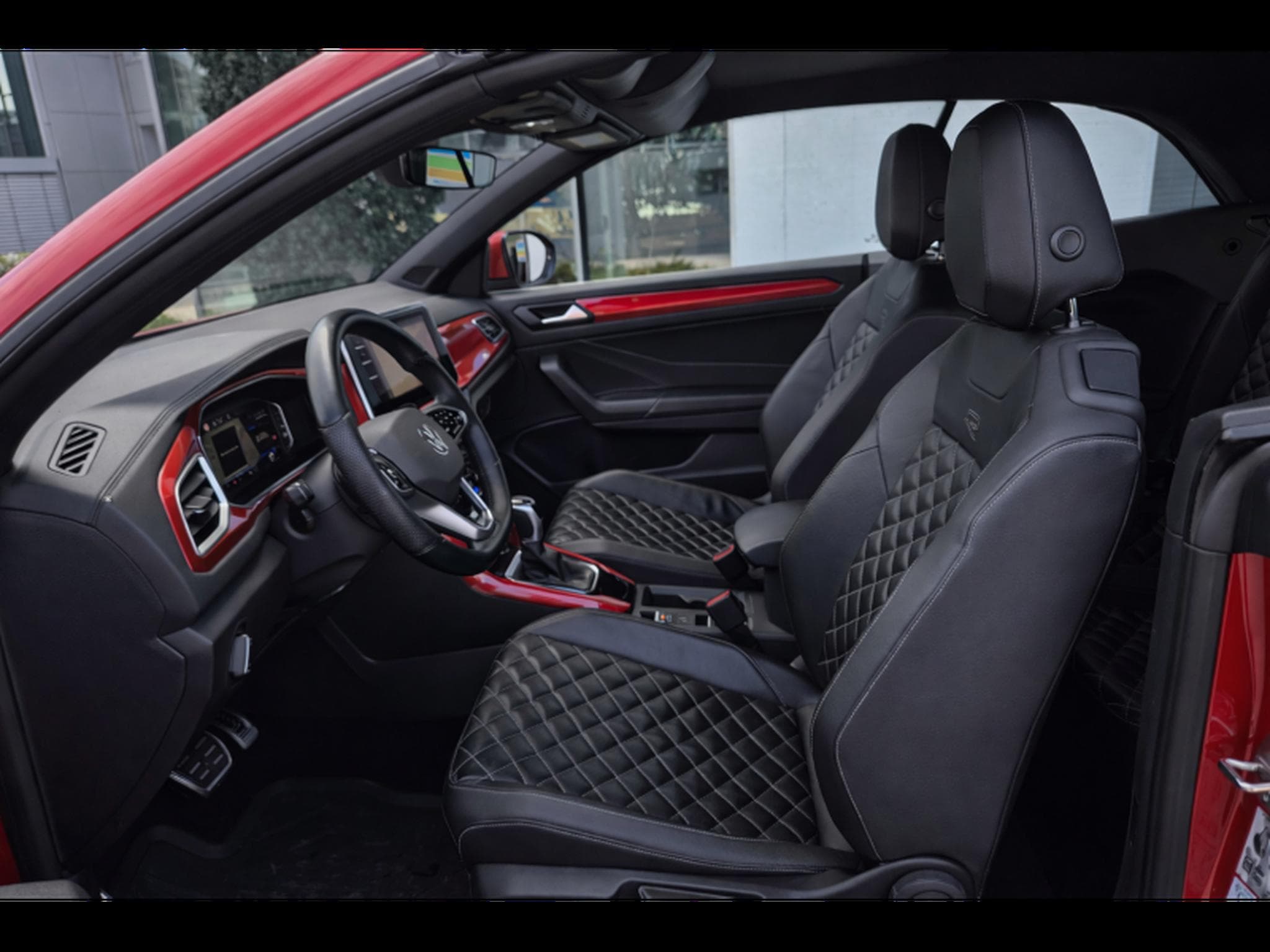VW T-Roc R-Line (2022) - Photo 10
