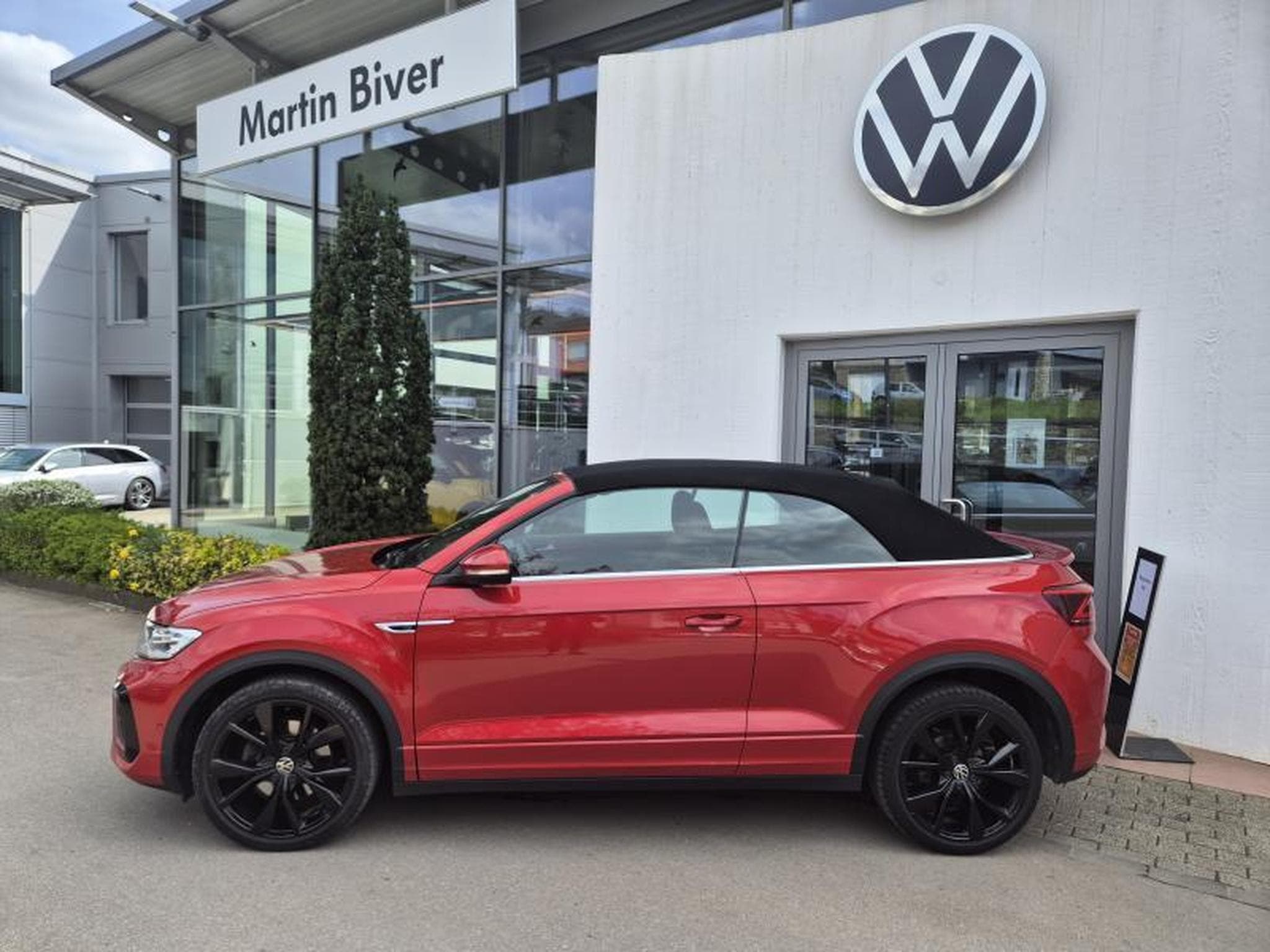 VW T-Roc R-Line (2022) - Photo 2