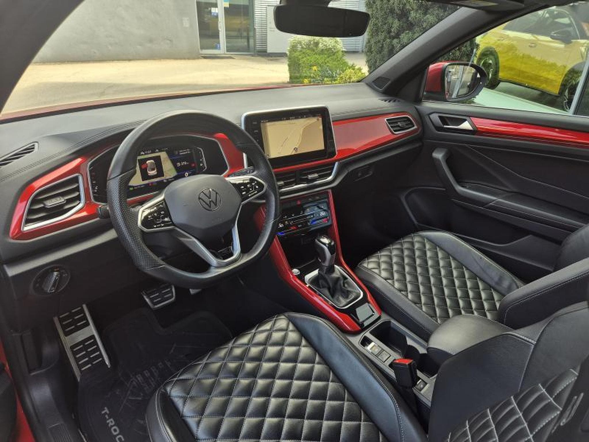 VW T-Roc R-Line (2022) - Photo 9