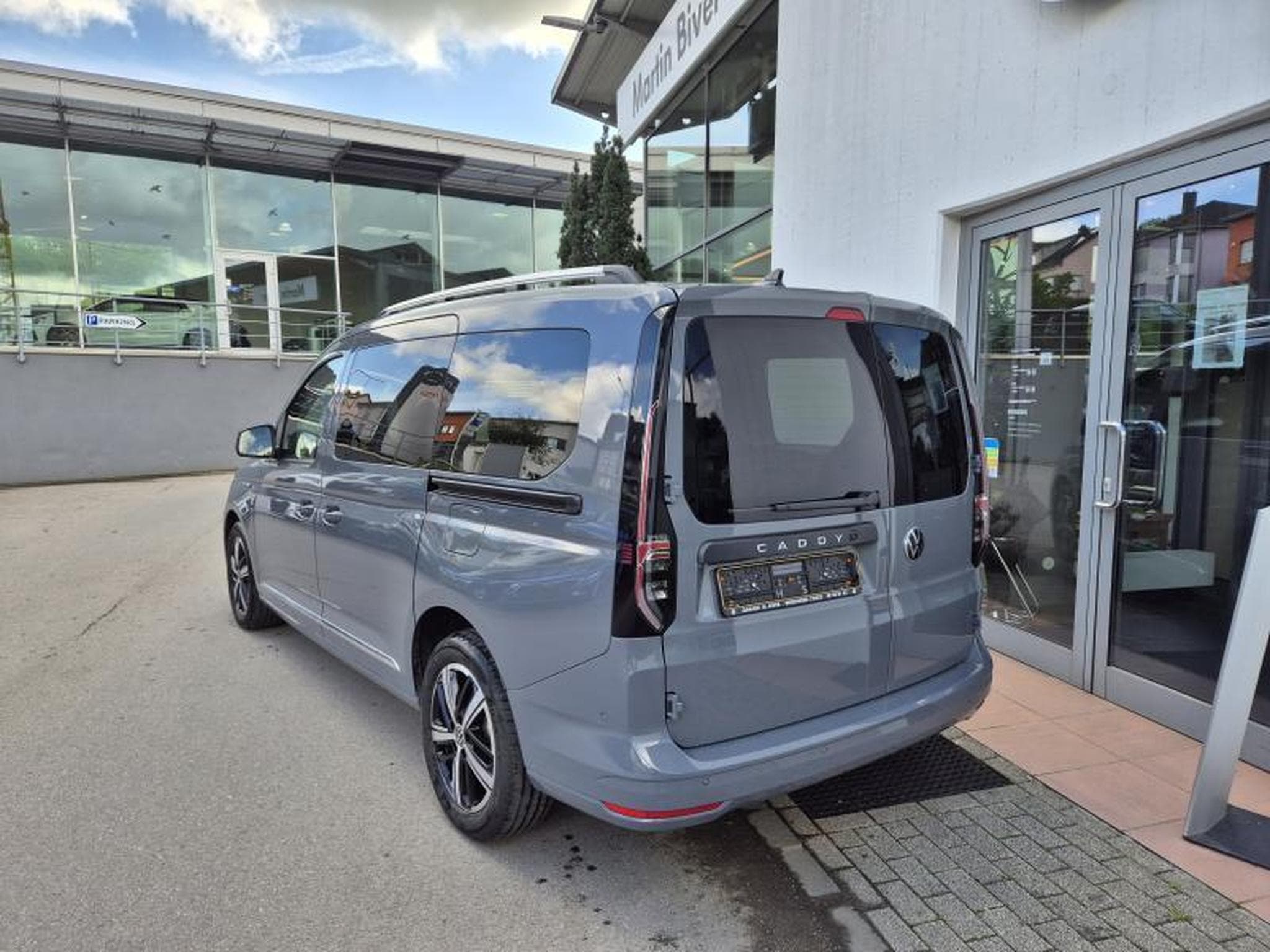 VW Caddy V Style Maxi (2025) - Photo 3