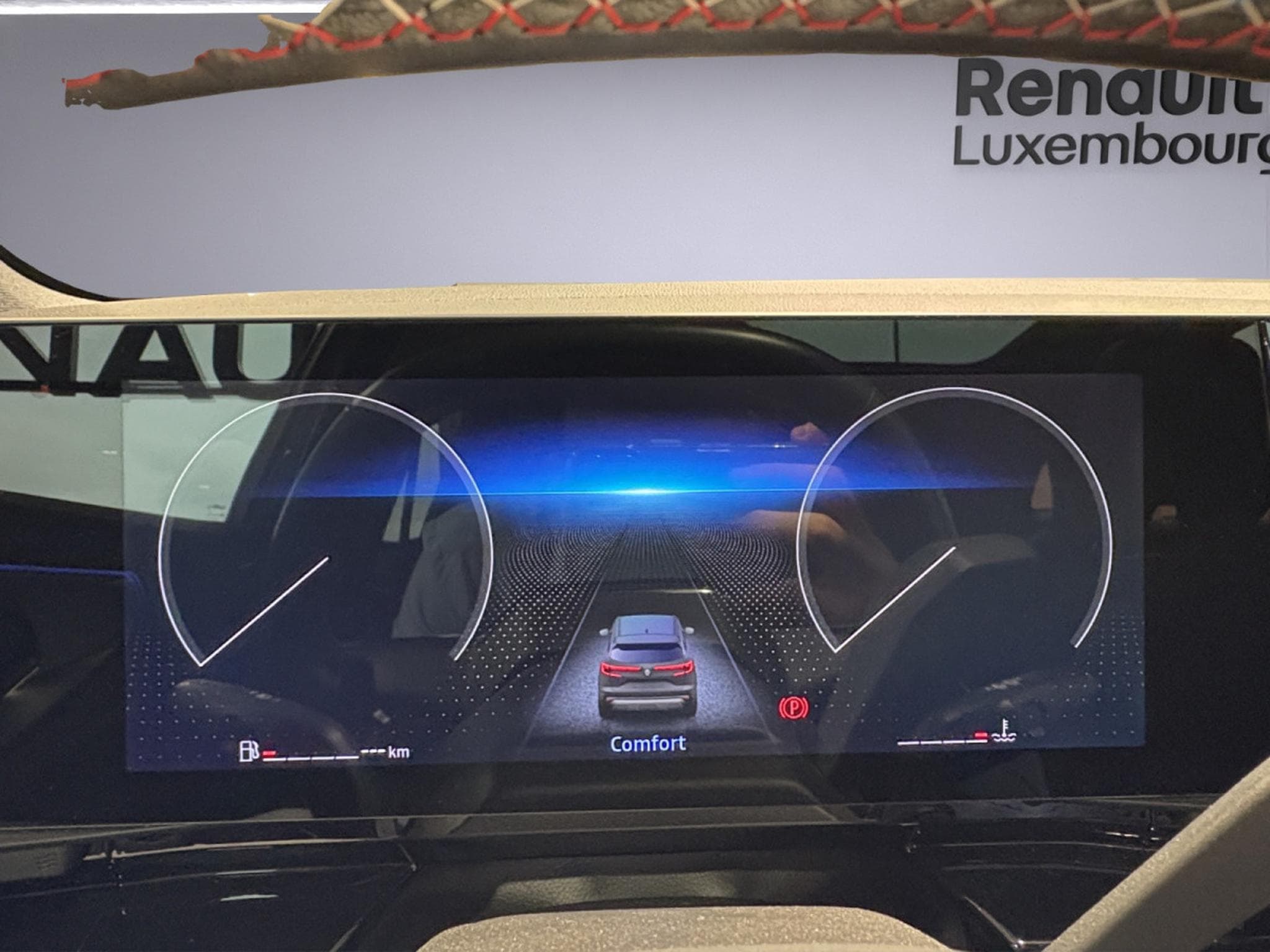 Renault Austral 1.2 E-Tech HEV Iconic Esprit Alpine 4Control (2023) - Photo 6