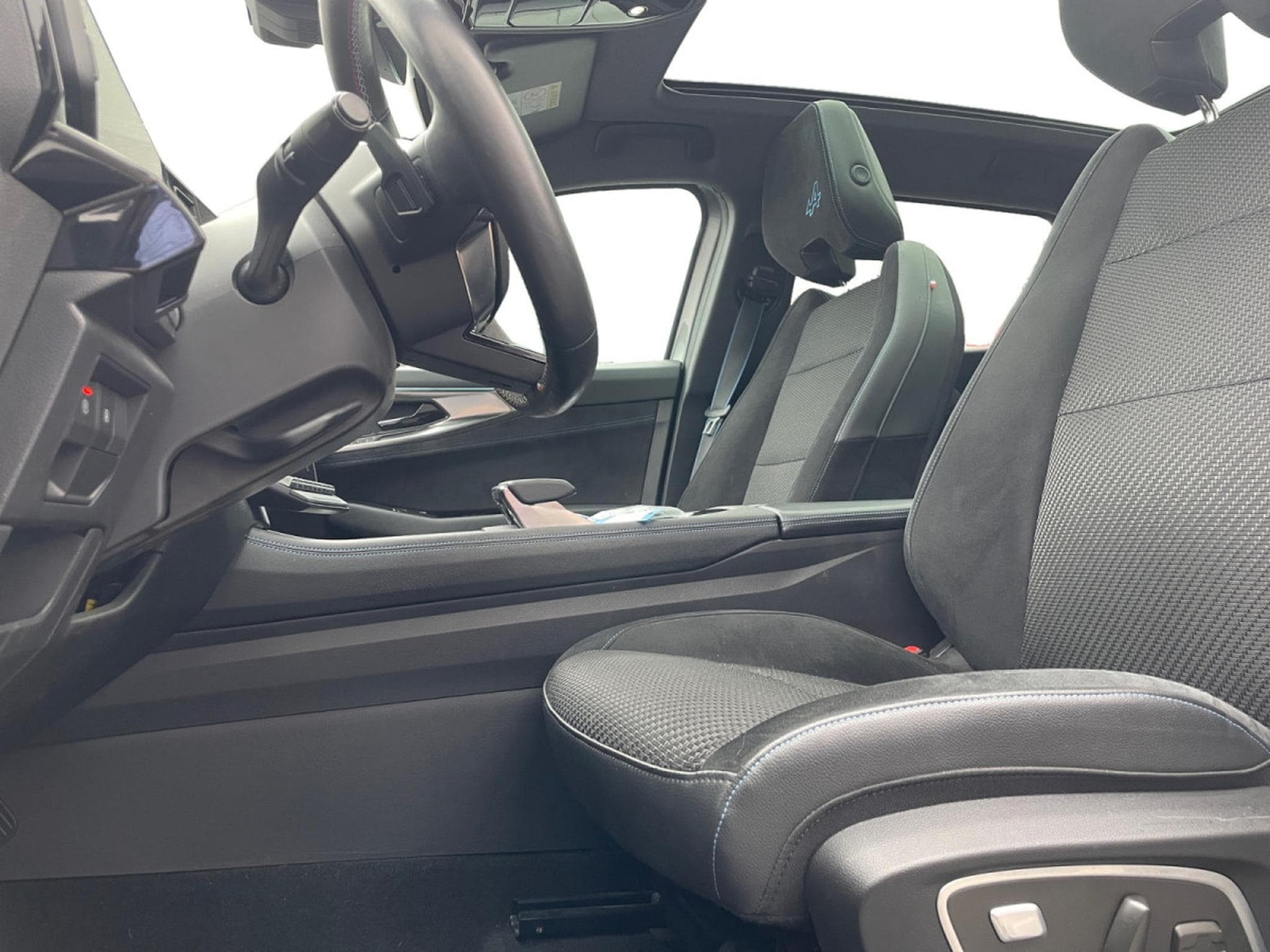 Renault Austral 1.2 E-Tech HEV Iconic Esprit Alpine 4Control (2023) - Photo 9