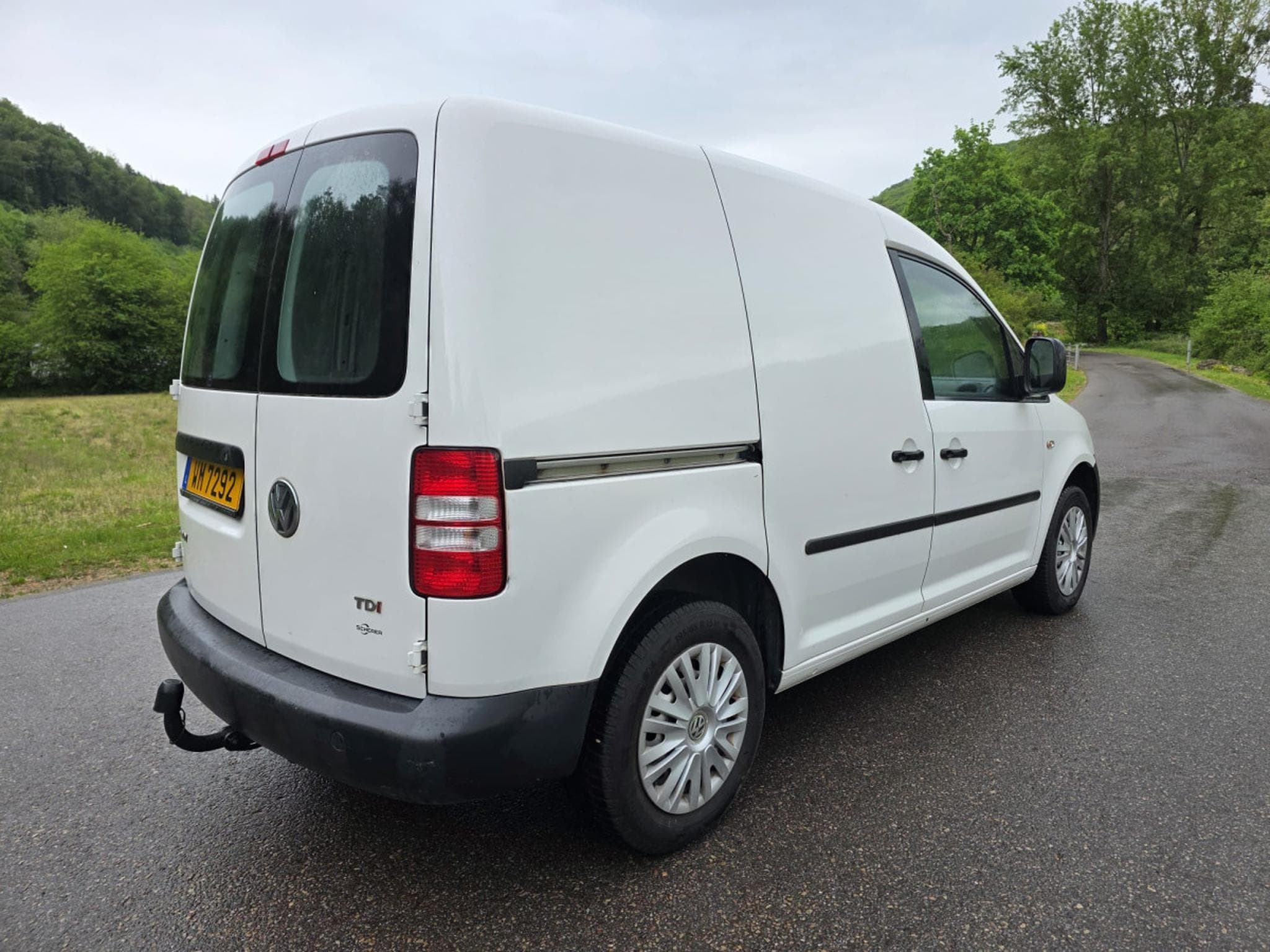 VW Caddy 1.6 TDI (2017) - Photo 3