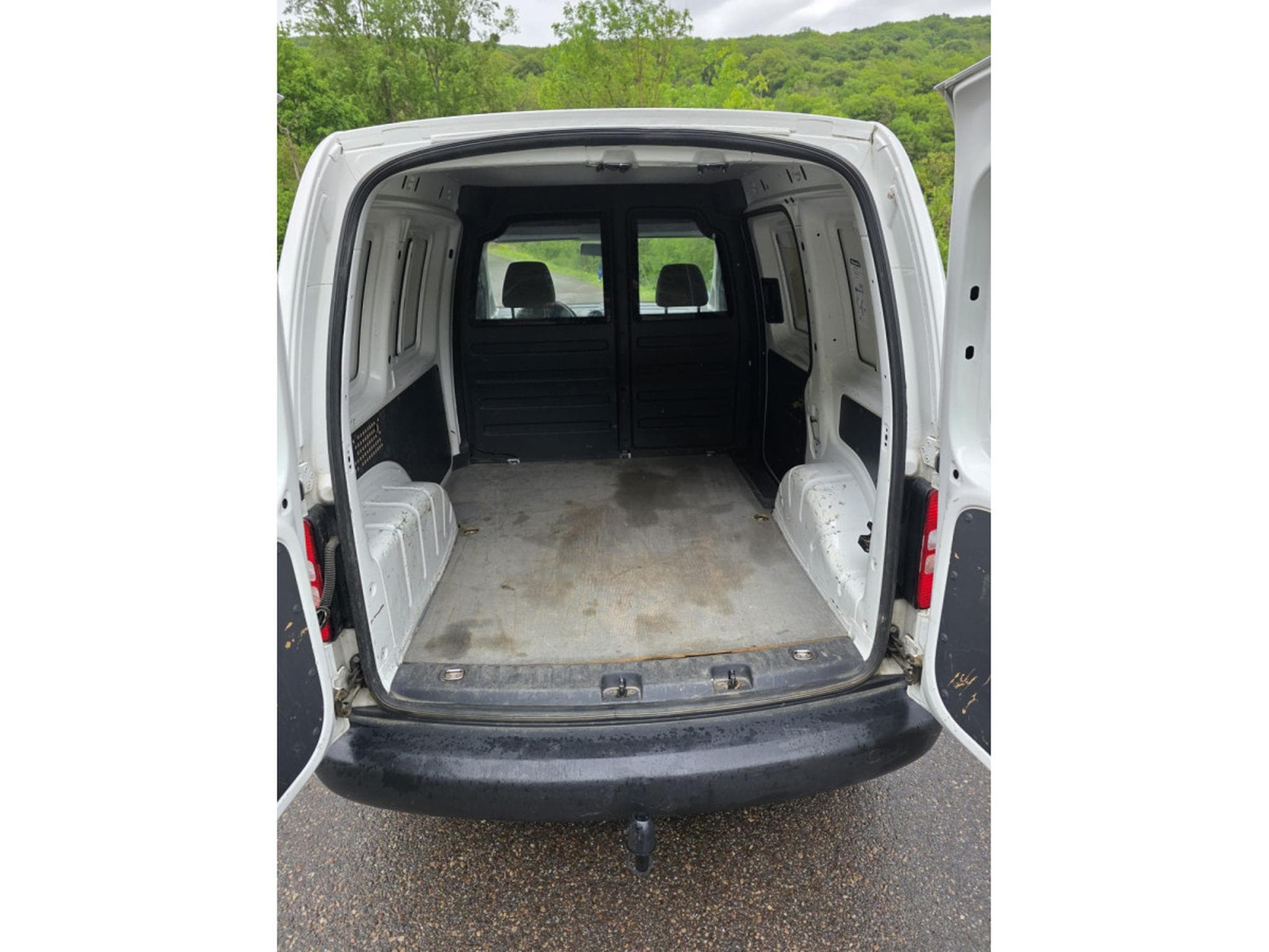 VW Caddy 1.6 TDI (2017) - Photo 5