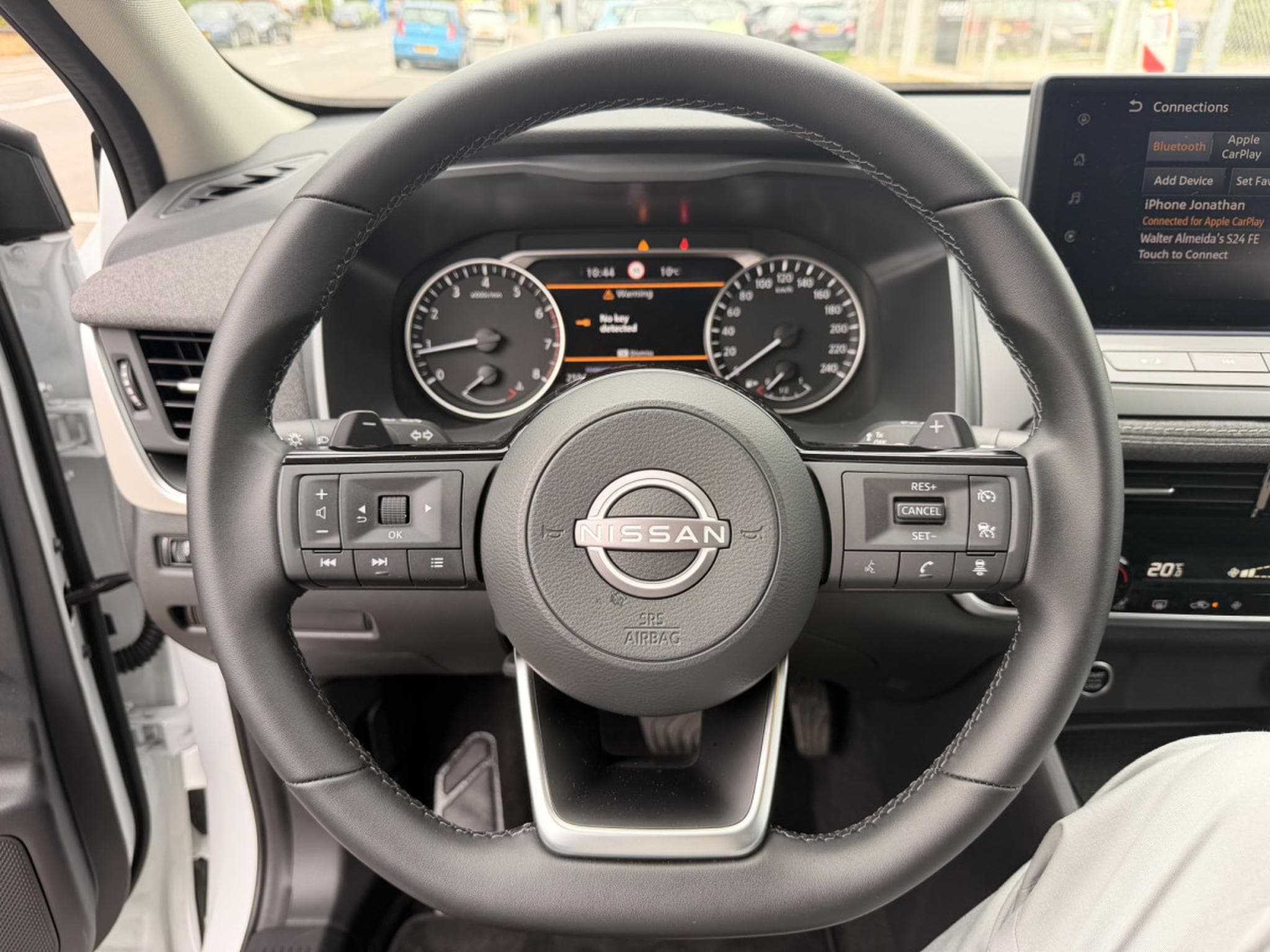 Nissan Qashqai 1.3 ACENTA 2WD 158CV Xtronic Mild-Hybrid (2025) - Photo 16