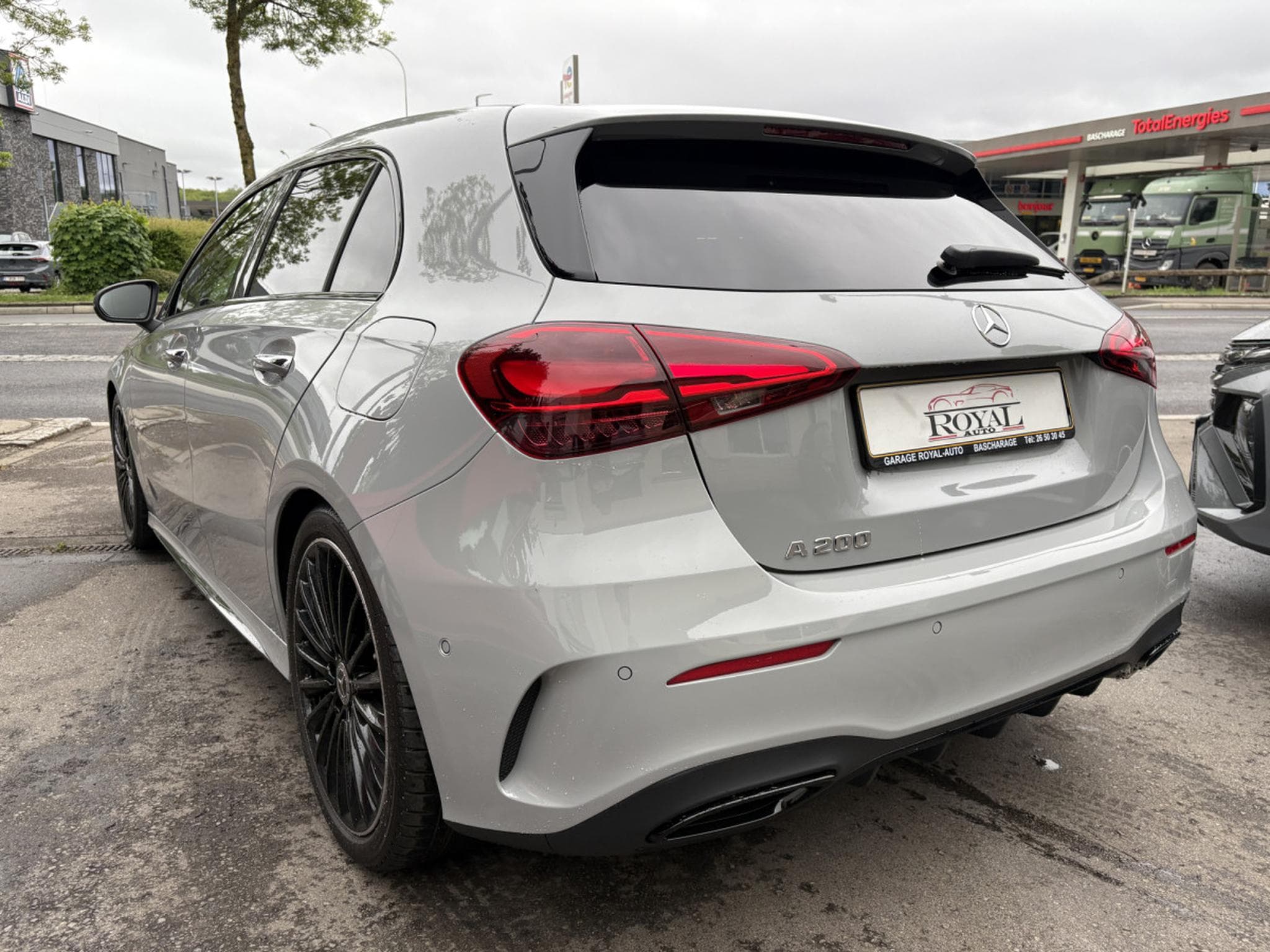 Mercedes A 200 163CV AMG LINE  * GARANTIE CONSTRUCTEUR * (2025) - Photo 2