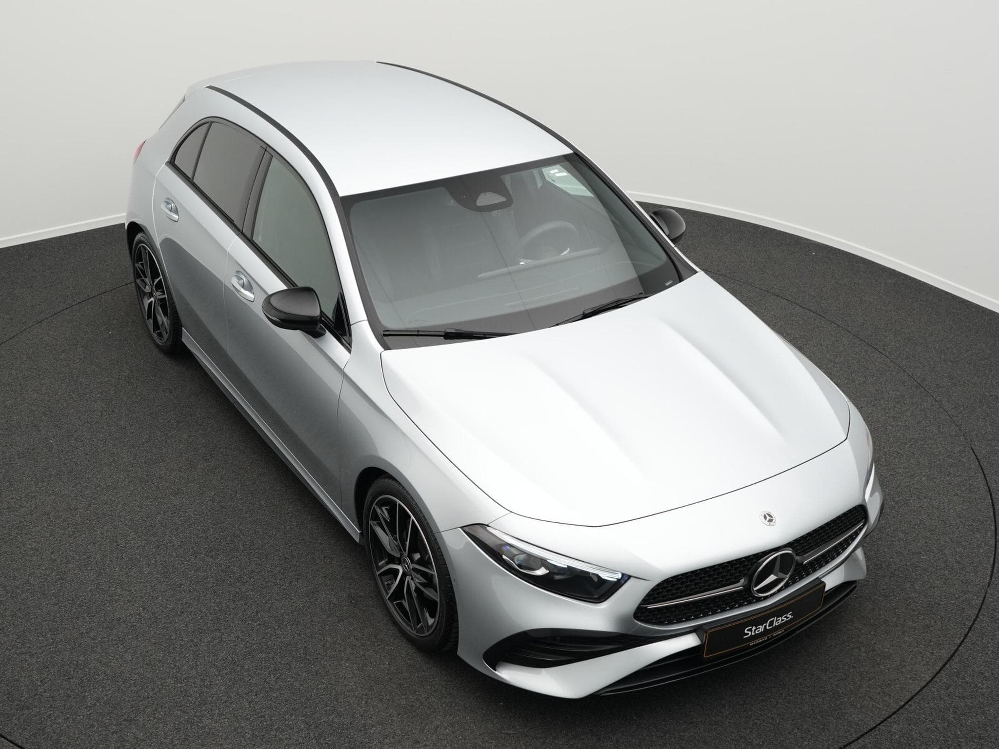 Mercedes A 200 MUlti+Kamera+Night+19"+Ambi (2025) - Photo 10