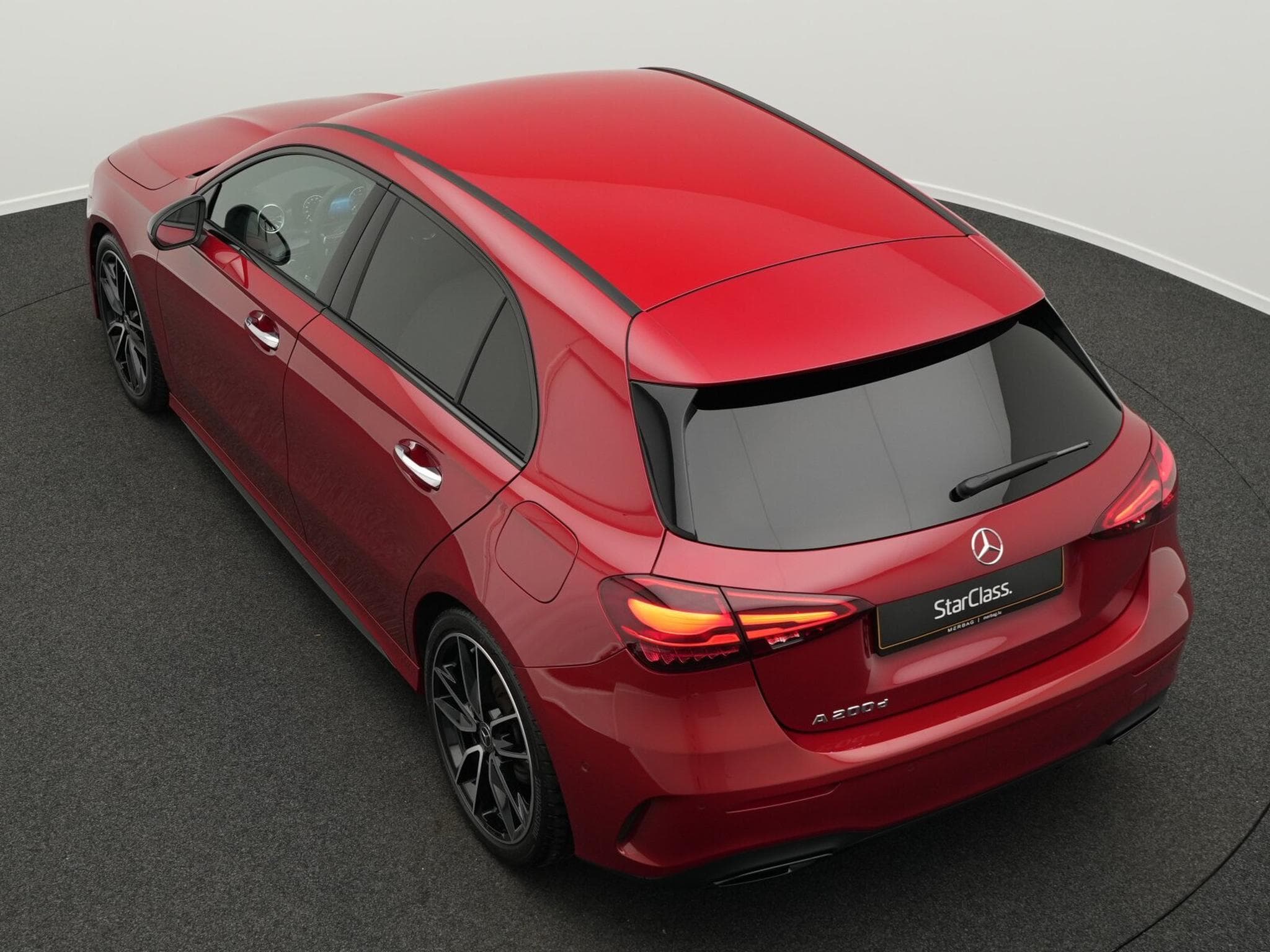 Mercedes A 200 d Multi+Kamera+Night+AHK+19" (2025) - Photo 11