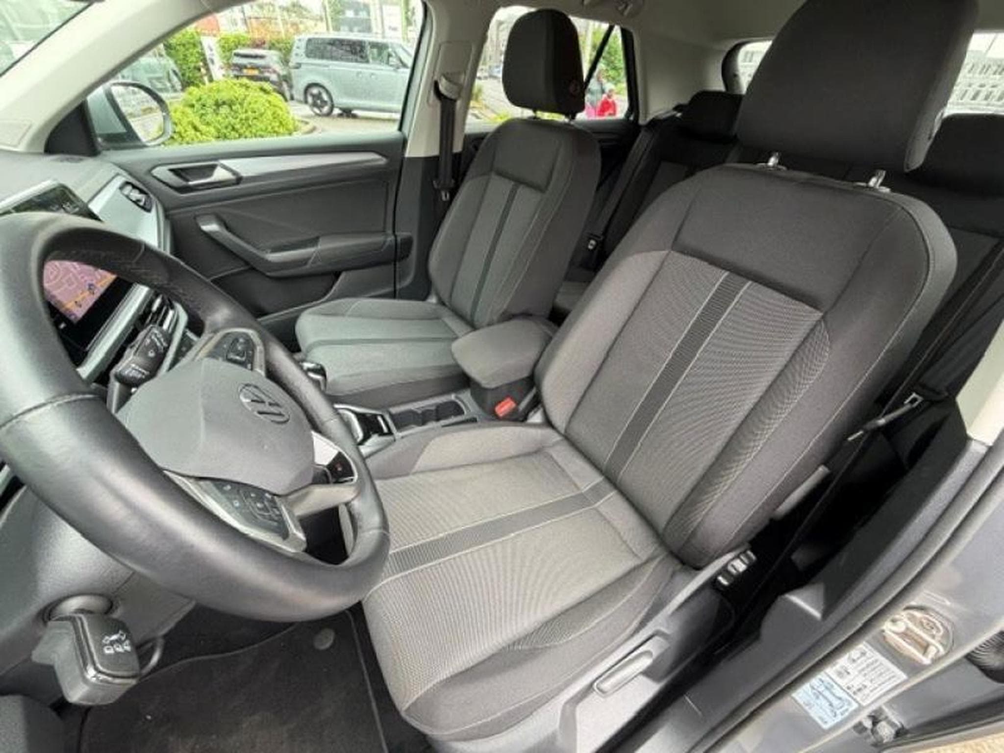 VW T-Roc Life (2025) - Photo 12