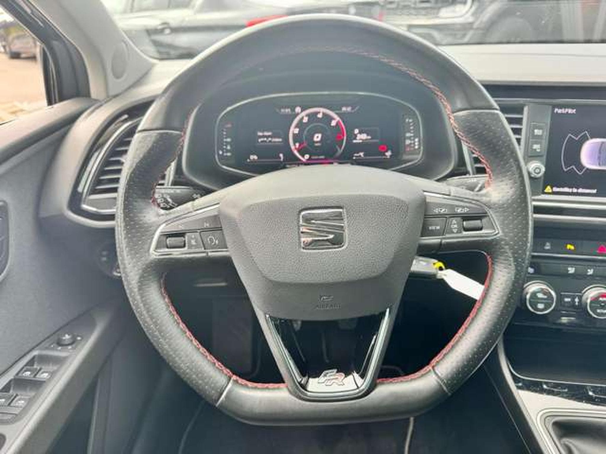 SEAT Leon Leon 2.0 TDI DPF FR TDI 150CH vente privée. (2019) - Photo 10
