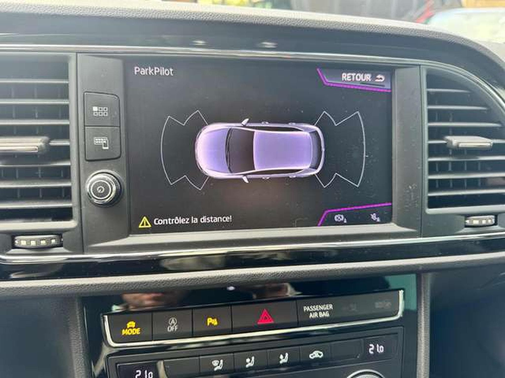 SEAT Leon Leon 2.0 TDI DPF FR TDI 150CH vente privée. (2019) - Photo 14