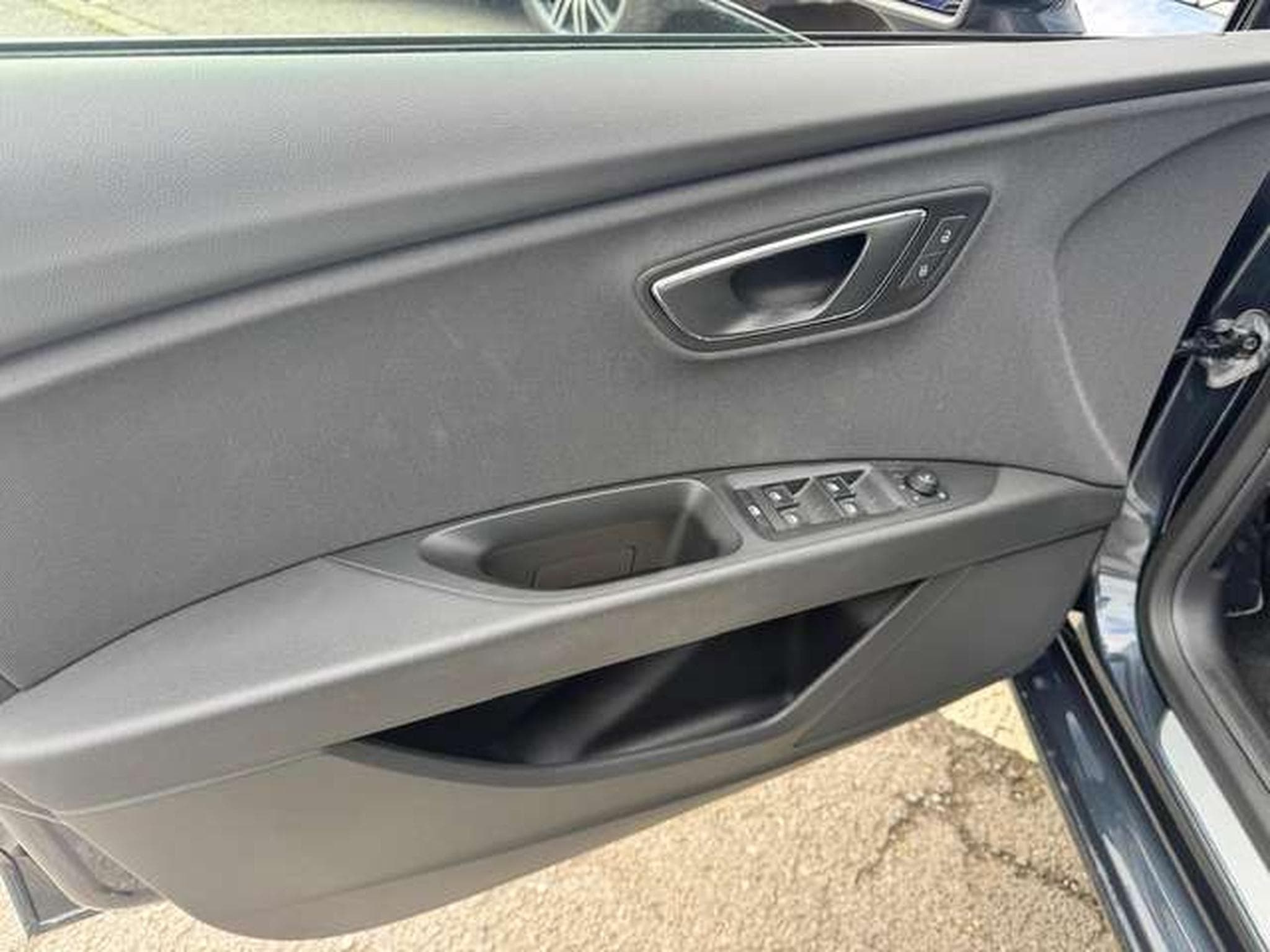SEAT Leon Leon 2.0 TDI DPF FR TDI 150CH vente privée. (2019) - Photo 16