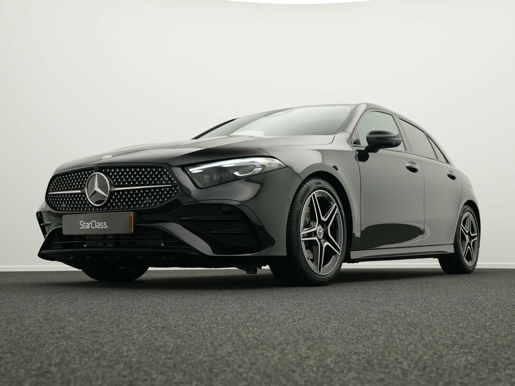 Mercedes A 200 d Kompaktlimousine (2025) - Photo 8