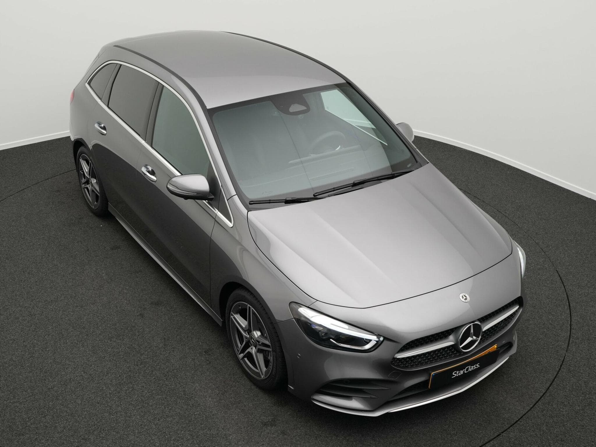 Mercedes B 180 d (2025) - Photo 10