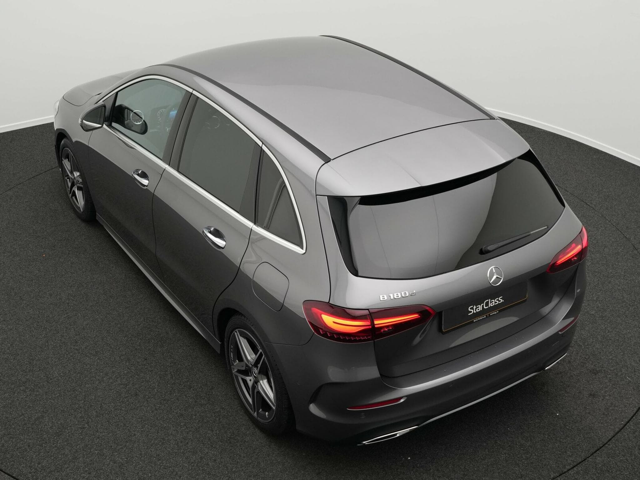 Mercedes B 180 d (2025) - Photo 11