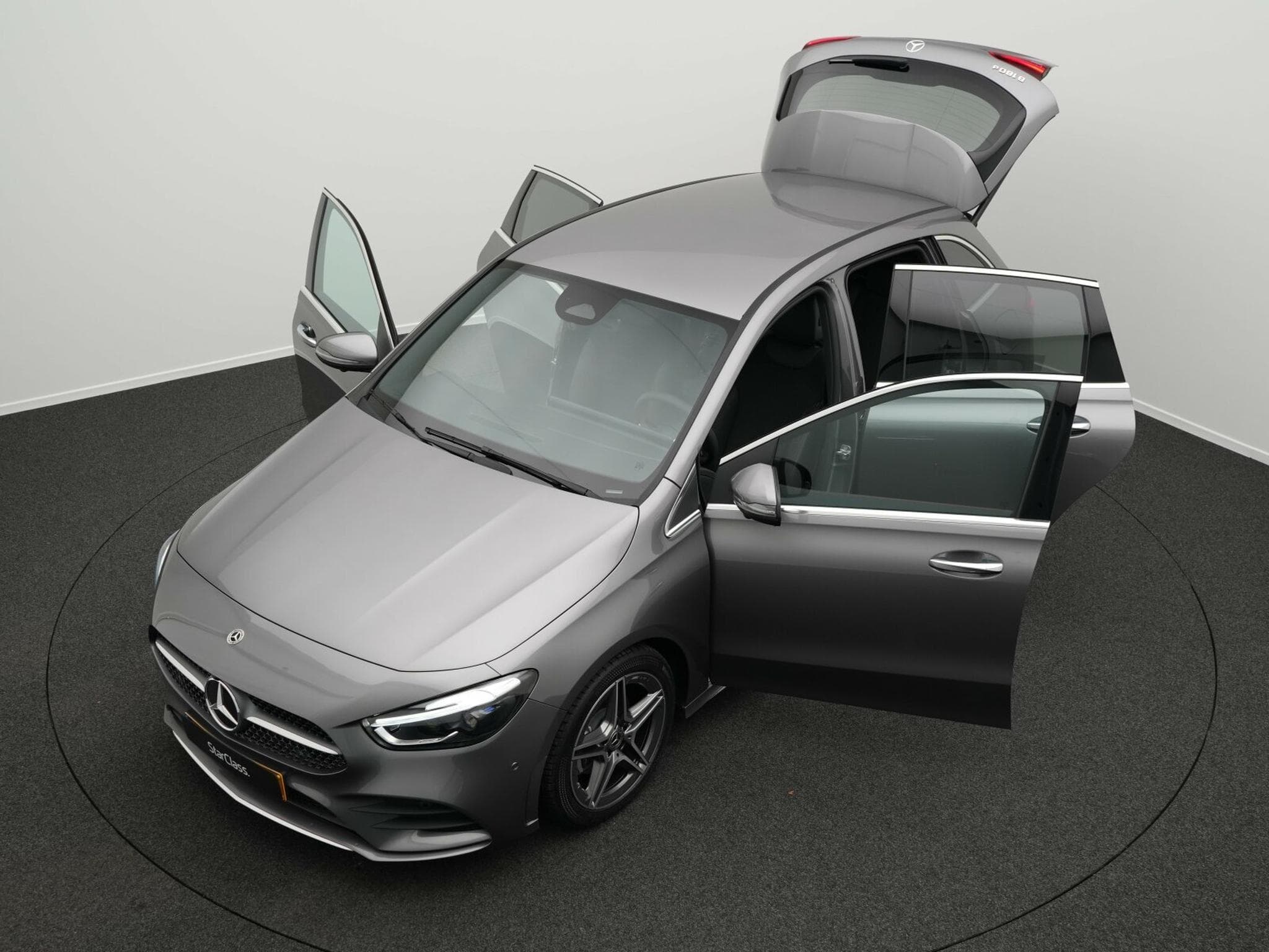 Mercedes B 180 d (2025) - Photo 12