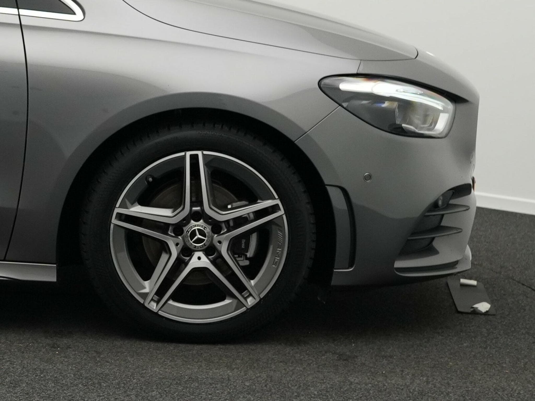 Mercedes B 180 d (2025) - Photo 6