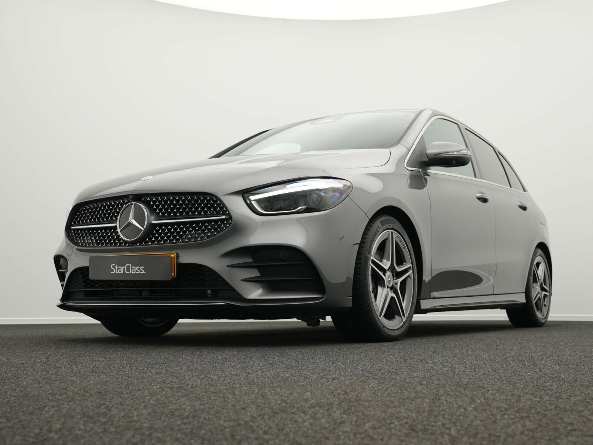 Mercedes B 180 d (2025) - Photo 8