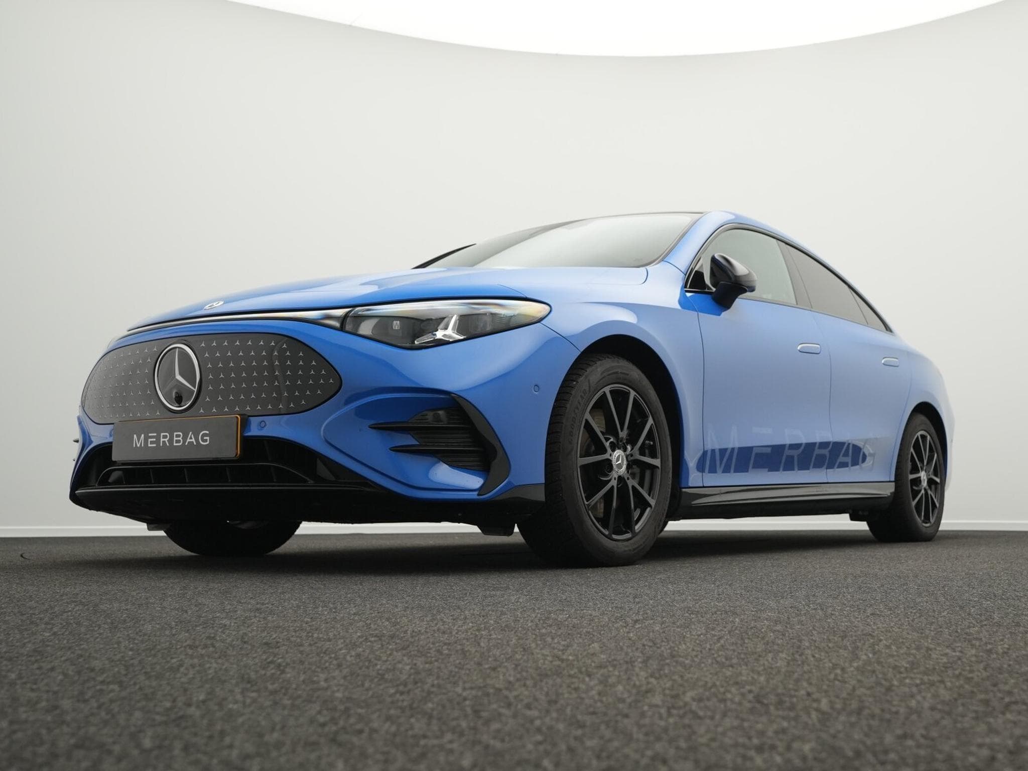 Mercedes CLA 250 + elektrisch (2025) - Photo 8