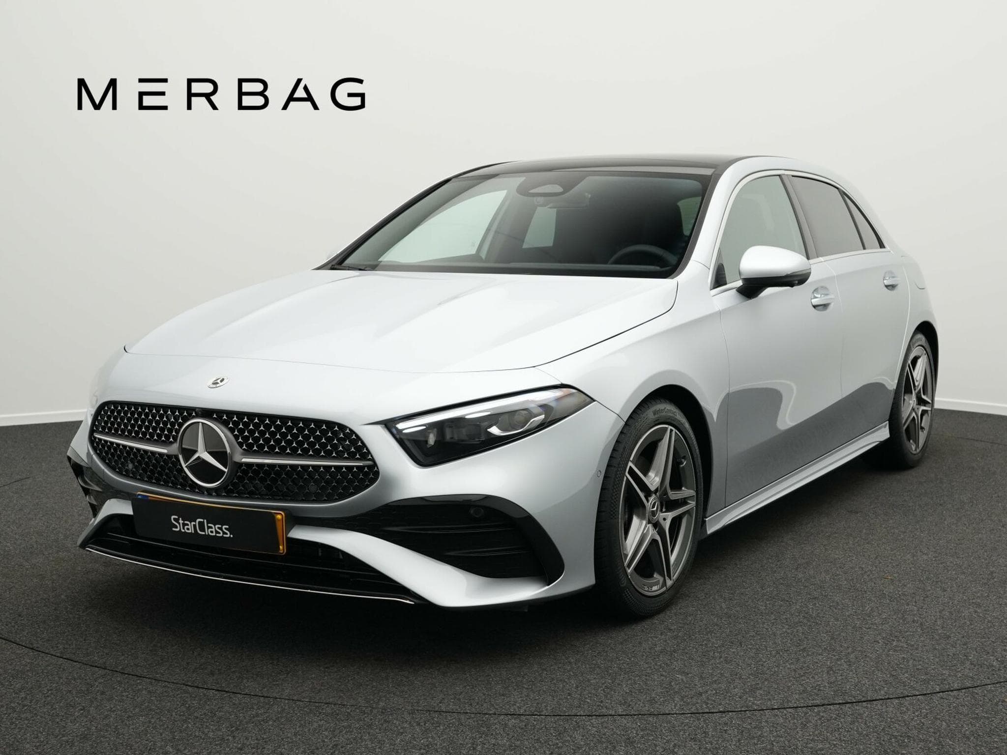 Mercedes A 180 Kompaktlimousine (2025) - Photo 1