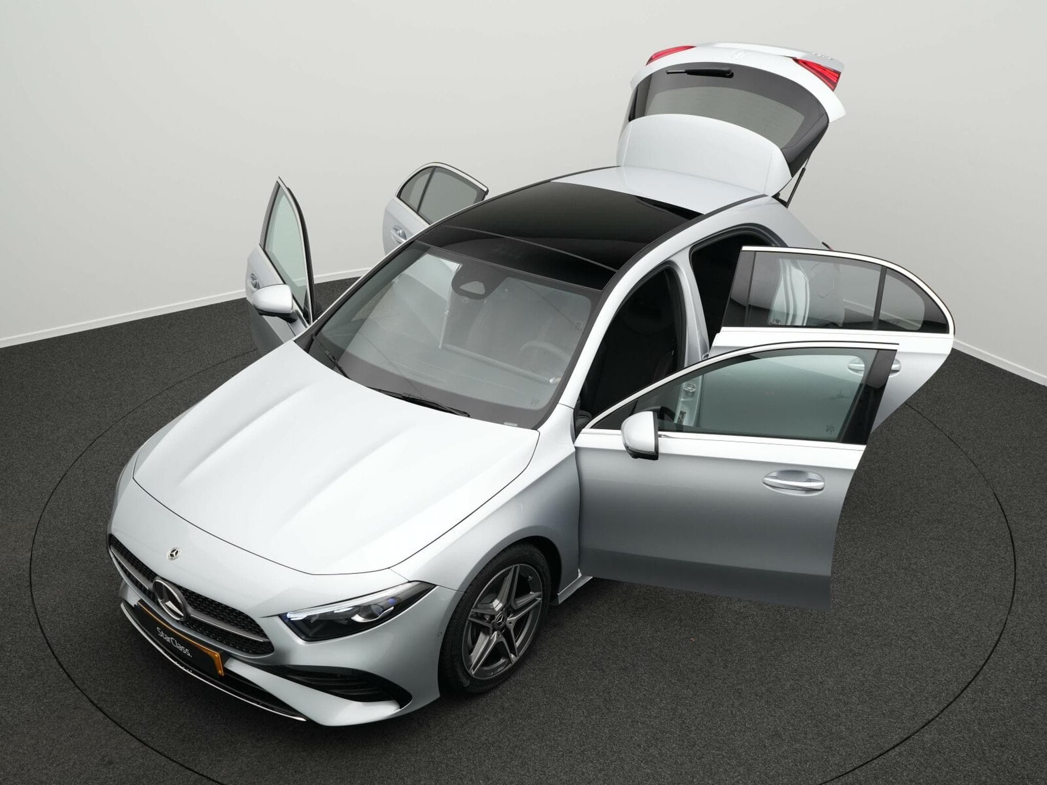 Mercedes A 180 Kompaktlimousine (2025) - Photo 12