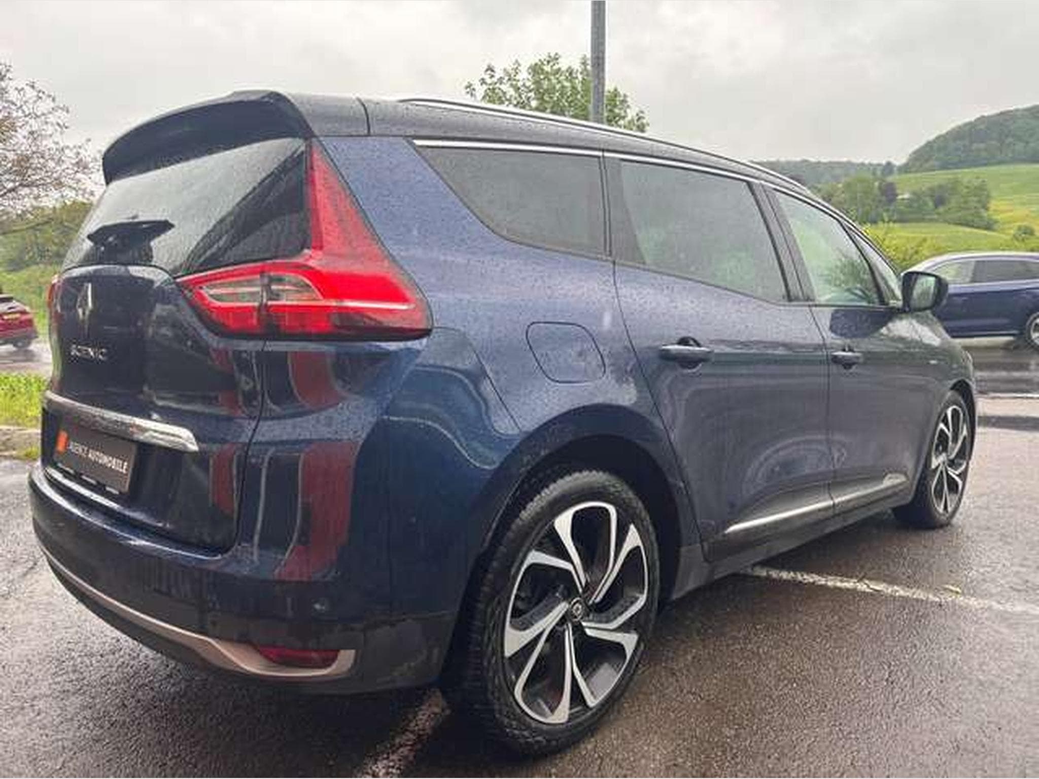 Renault Scenic 7PLACES-dCi150 BOSE EDITION-GARANTIE JUSQU'A 3 ANS (2019) - Photo 5