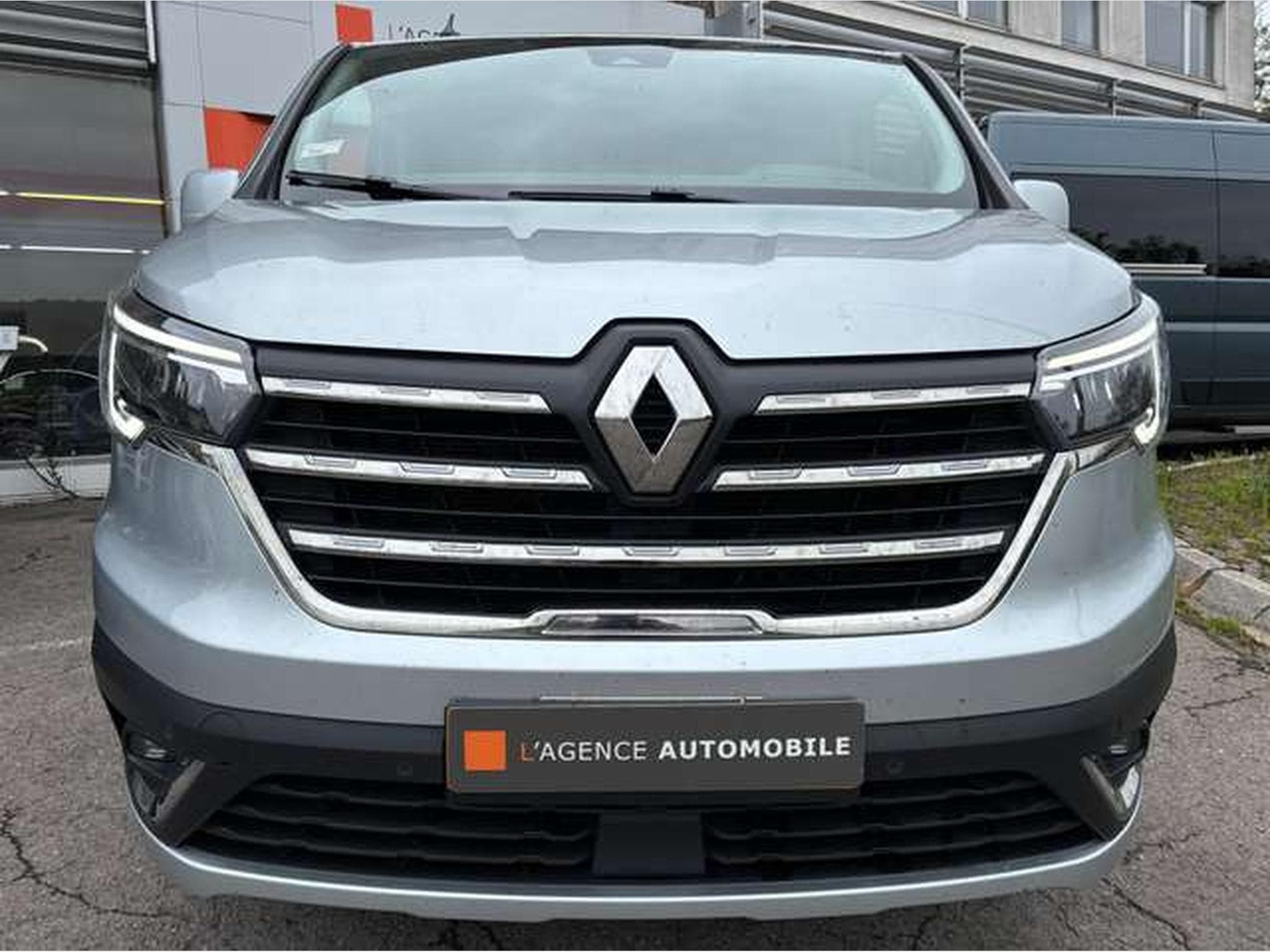 Renault Trafic dCi 170 EDC L2H1 Komfort-JUSQU'A48MOIS DE GARANTIE (2022) - Photo 3