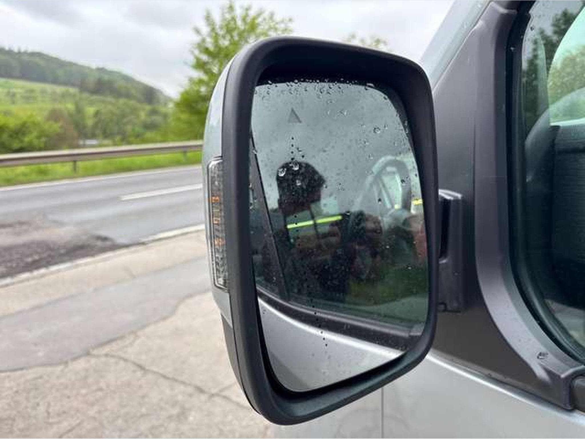 Renault Trafic dCi 170 EDC L2H1 Komfort-JUSQU'A48MOIS DE GARANTIE (2022) - Photo 8